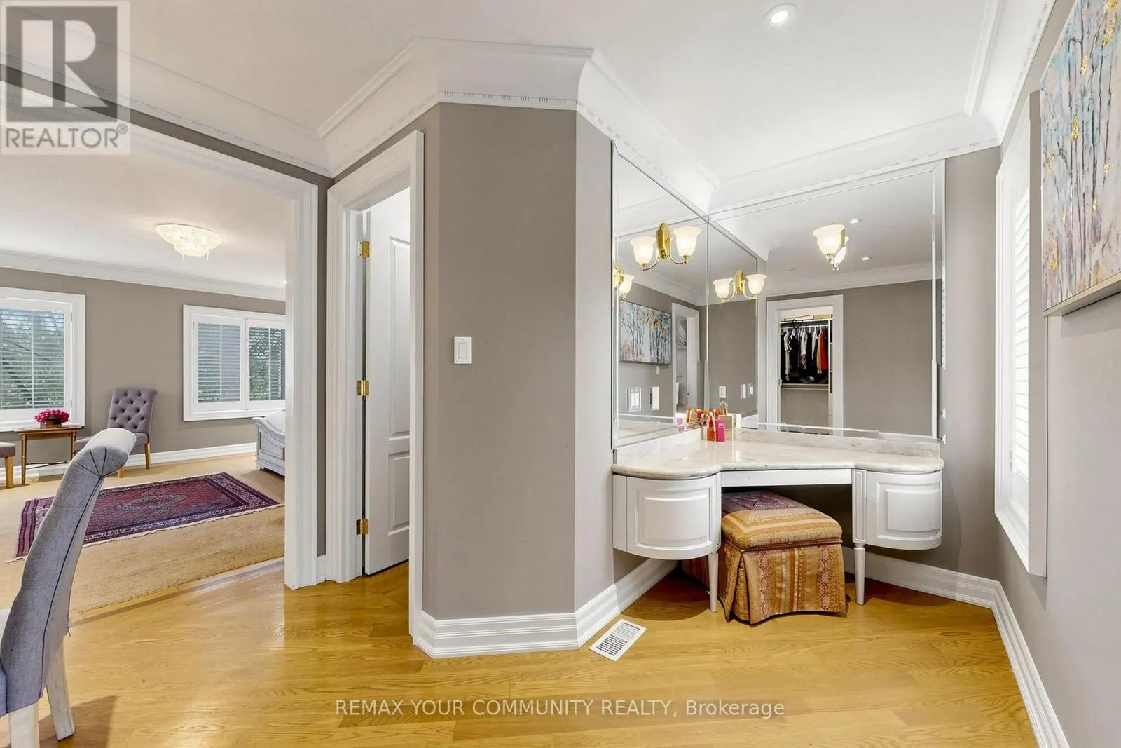 9 BAYVIEW FOREST LANE