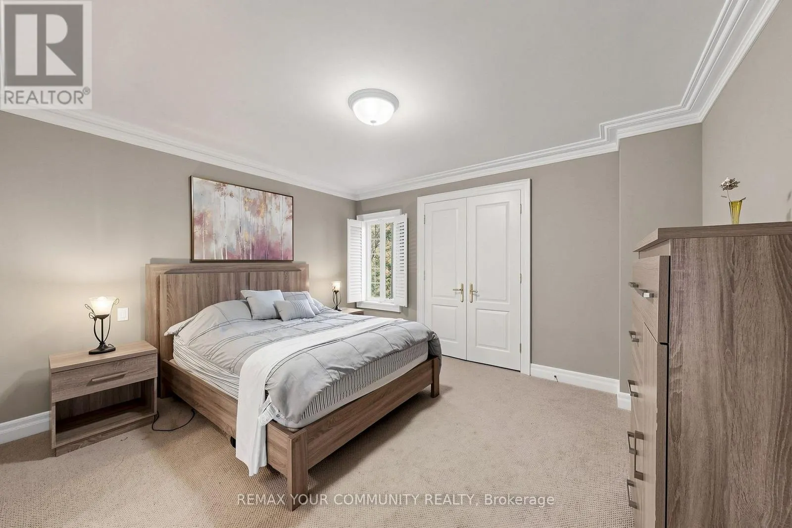 9 BAYVIEW FOREST LANE