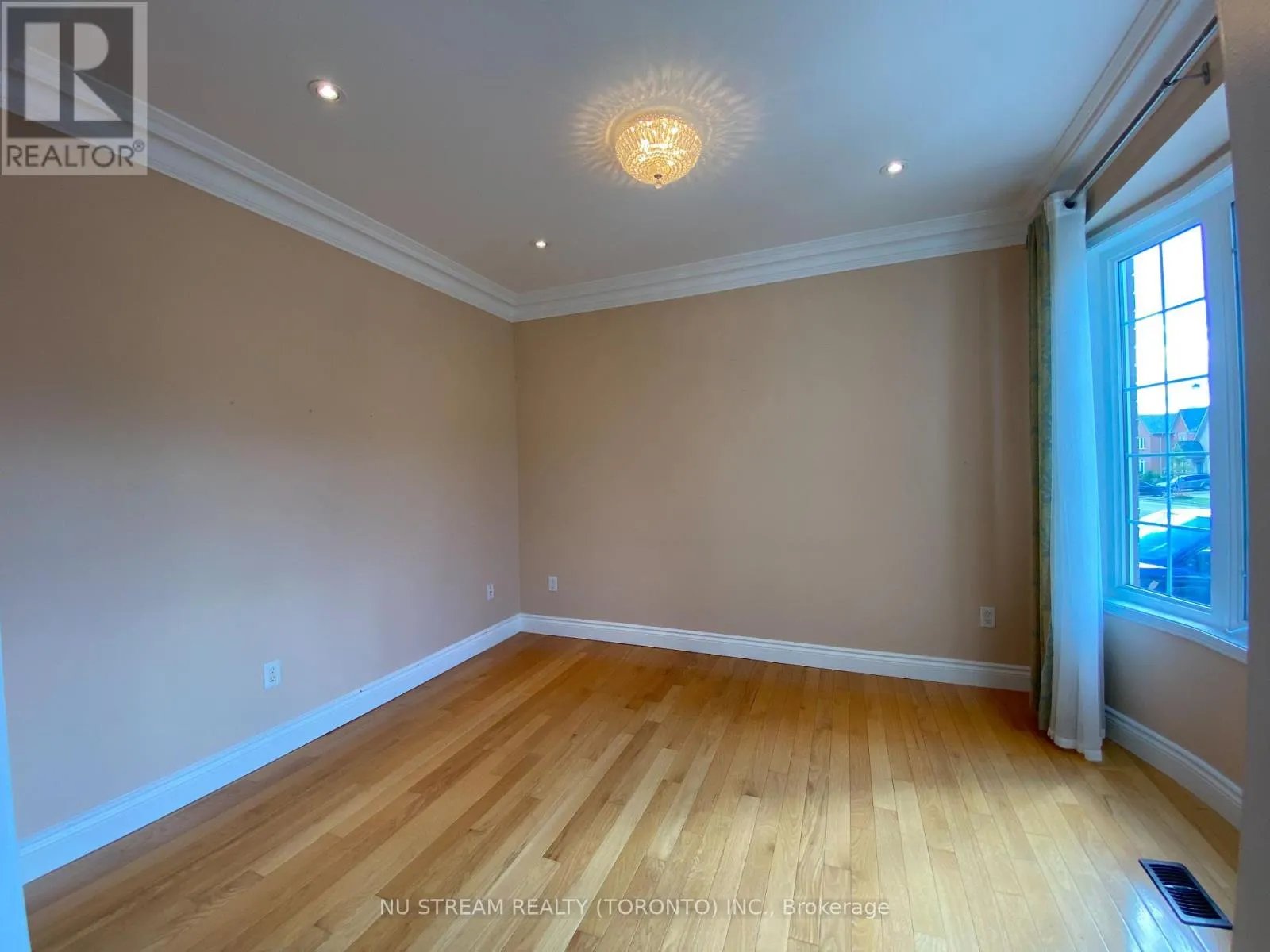 133 SELWYN ROAD