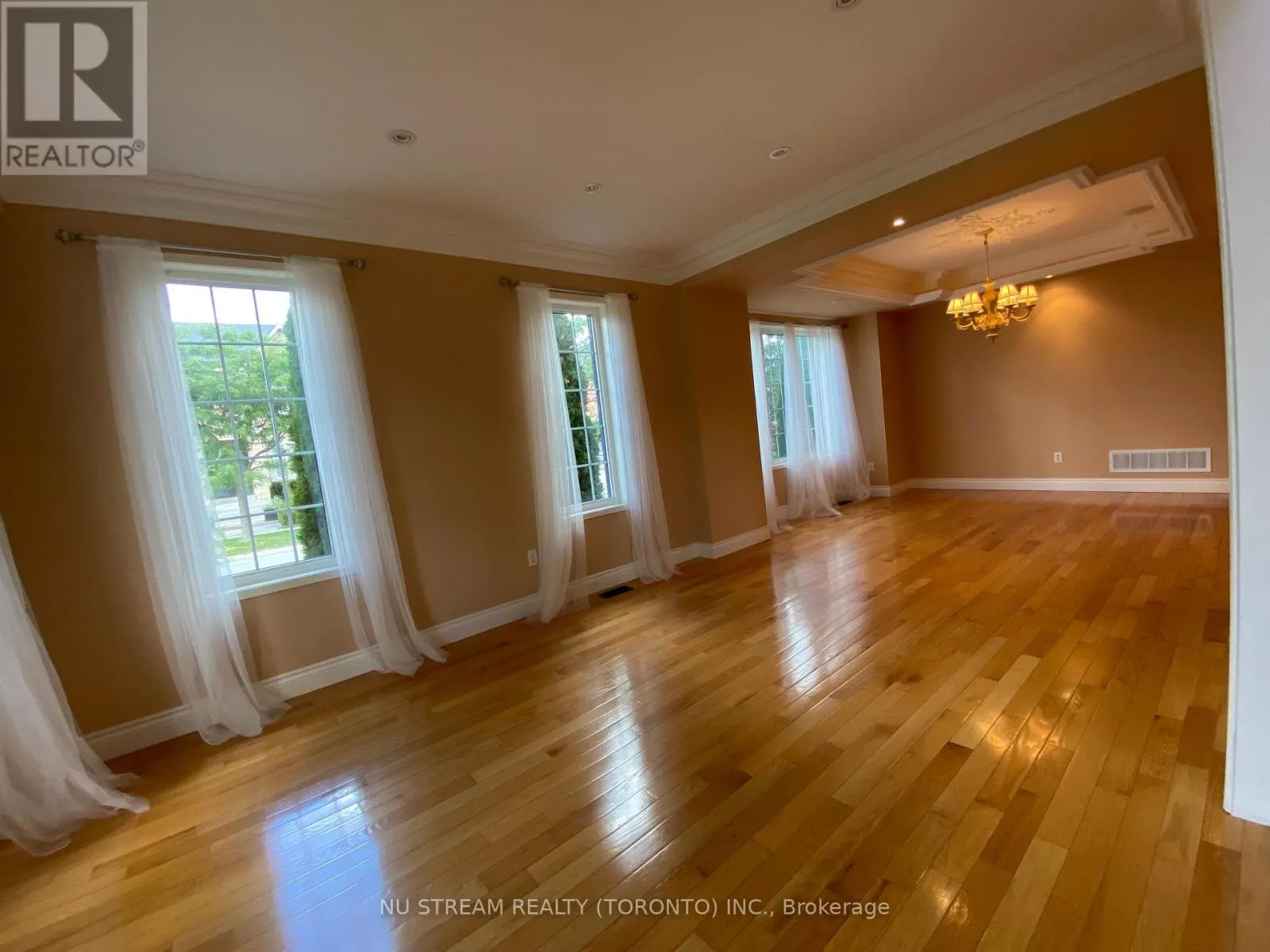 133 SELWYN ROAD