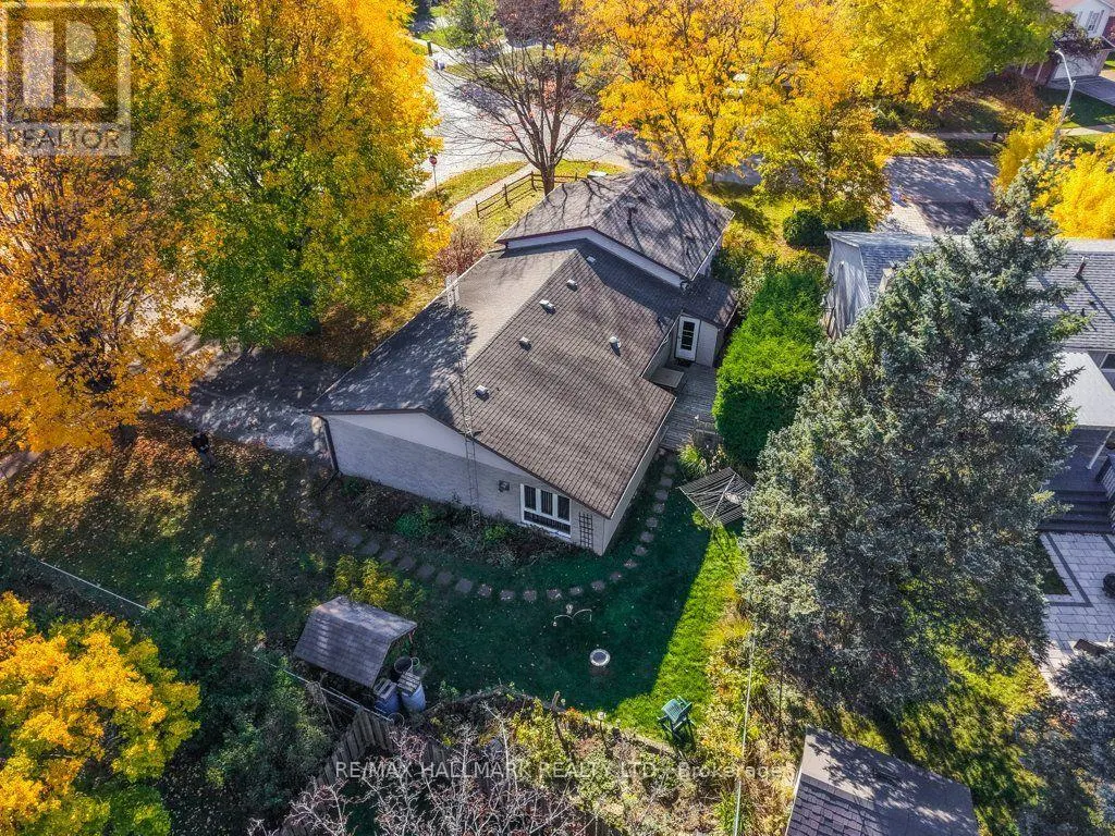 59 MAYVERN CRESCENT