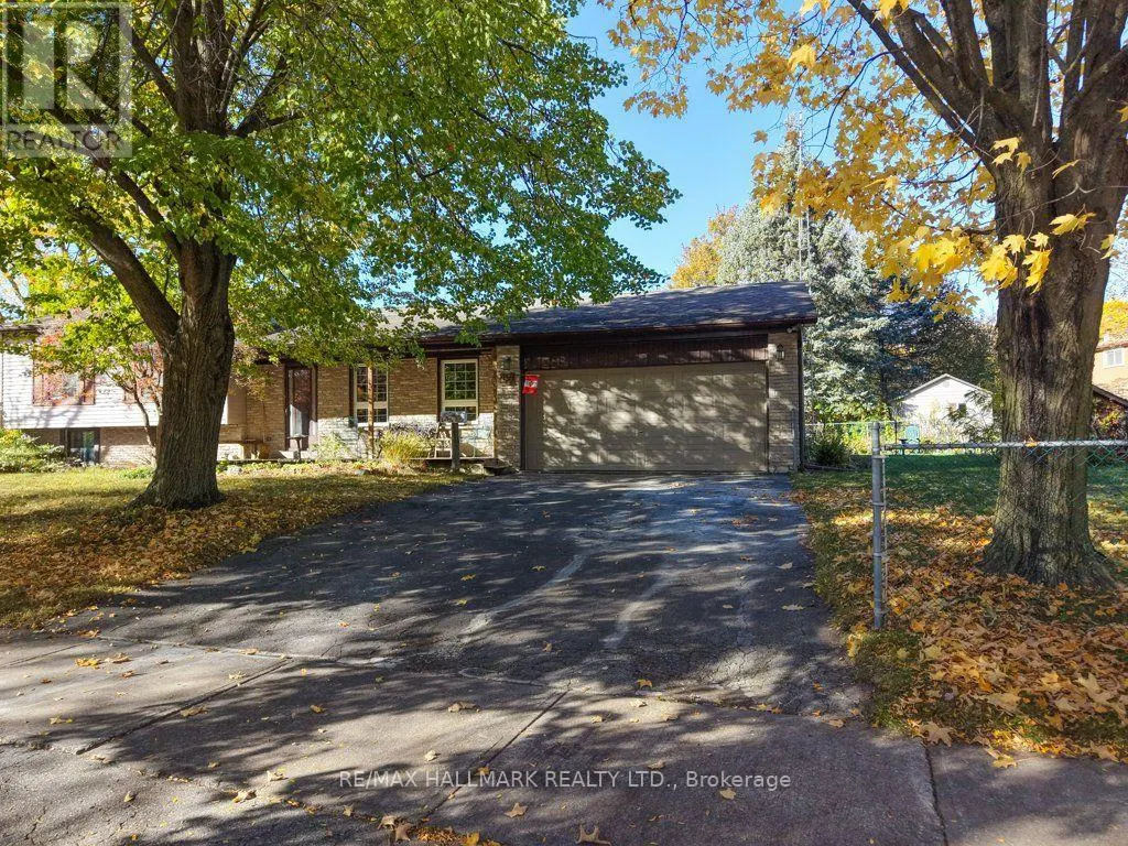 59 MAYVERN CRESCENT