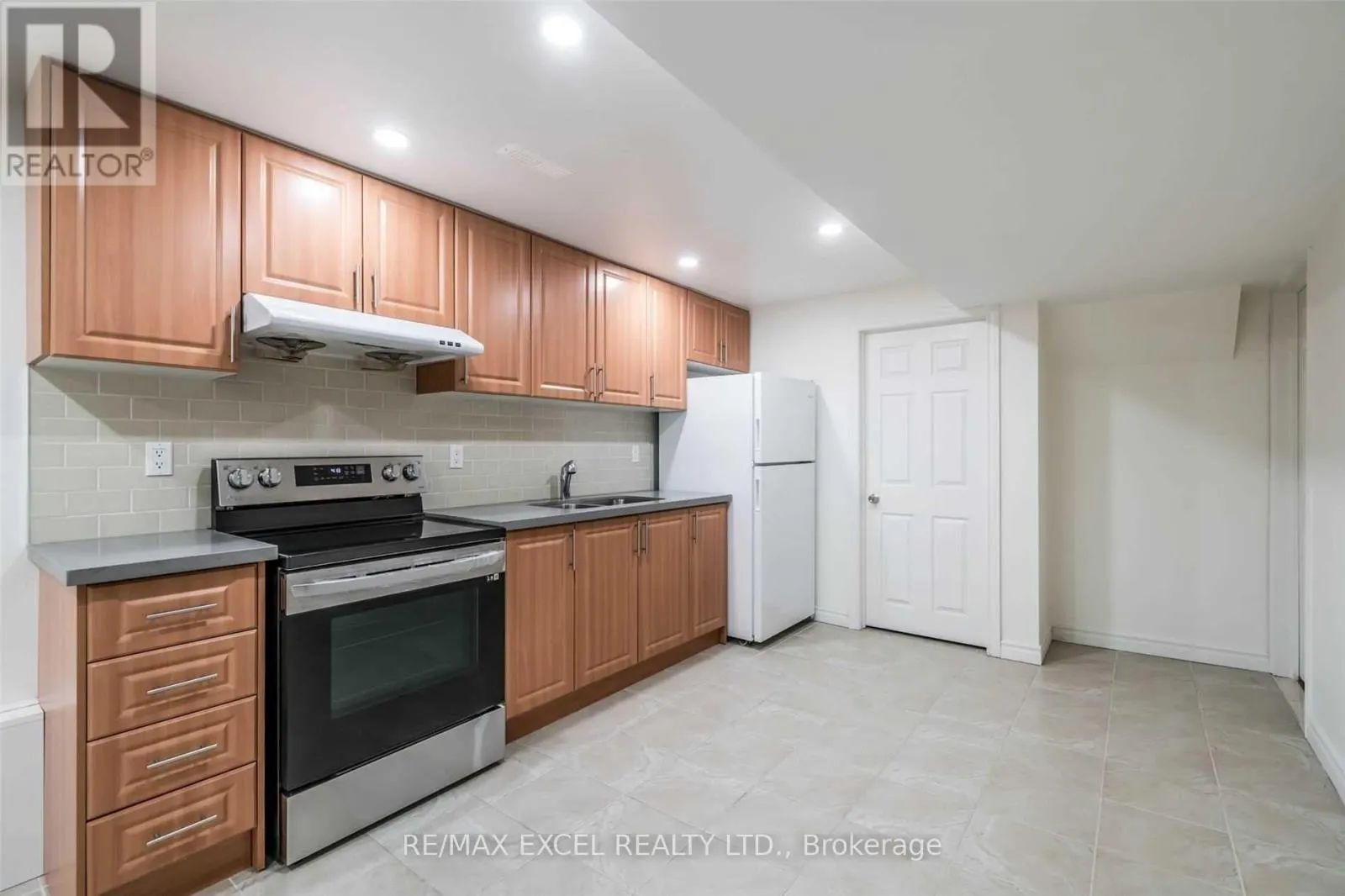 BSMT - 125 MARY PEARSON DRIVE