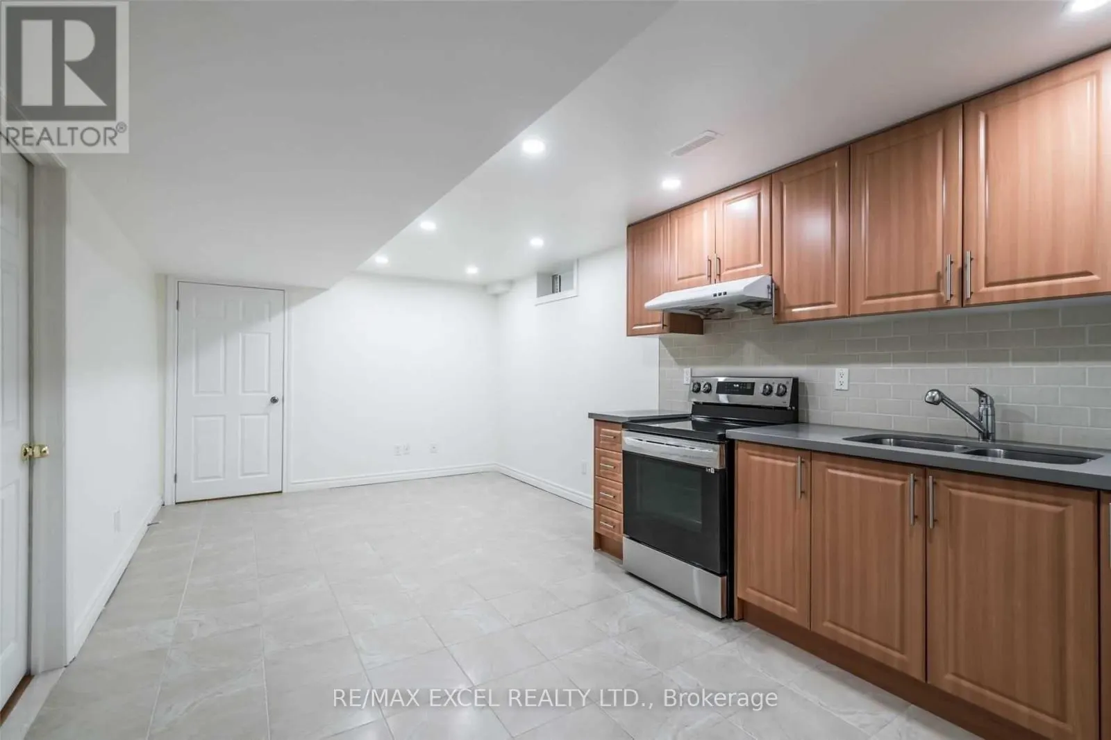 BSMT - 125 MARY PEARSON DRIVE