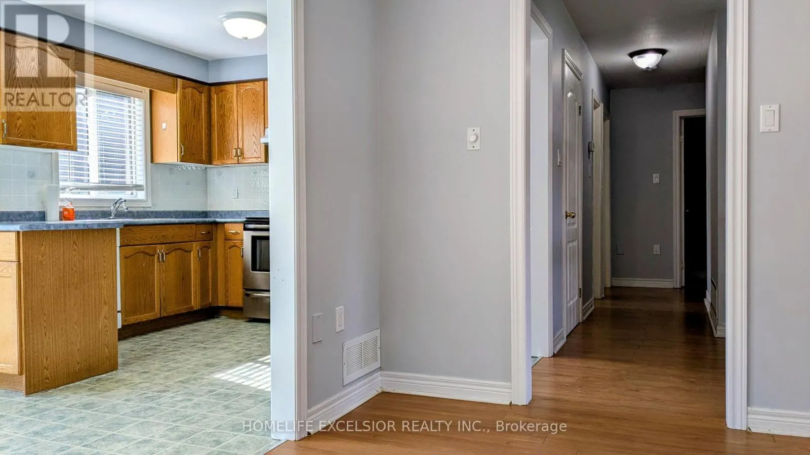 UPPER UNIT - 25 AMBERVIEW DRIVE