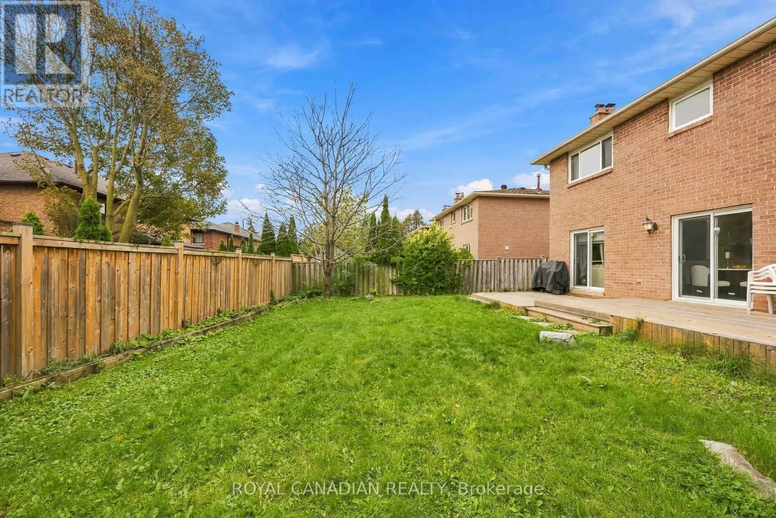 135 TILMAN CIRCLE