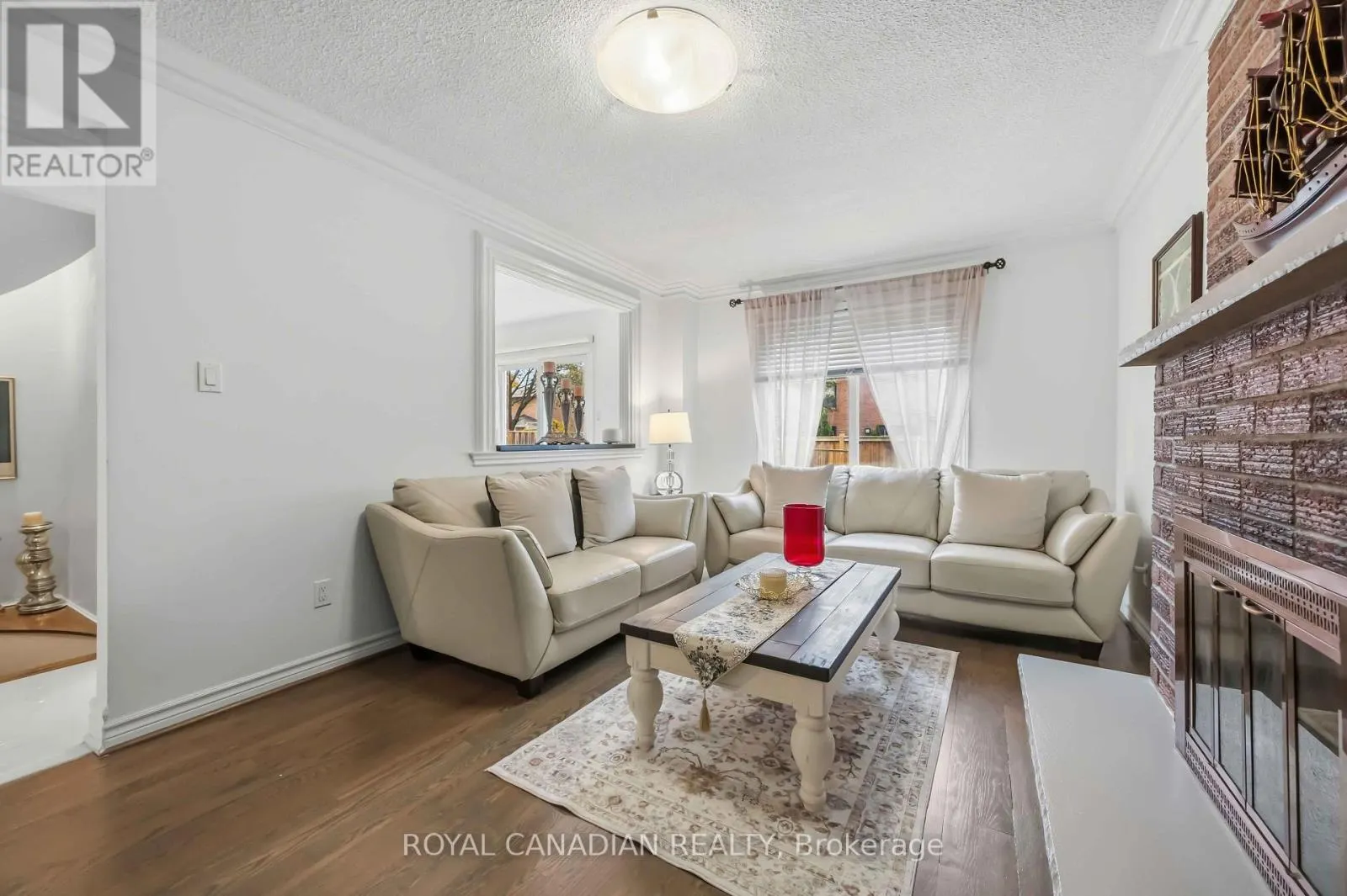 135 TILMAN CIRCLE