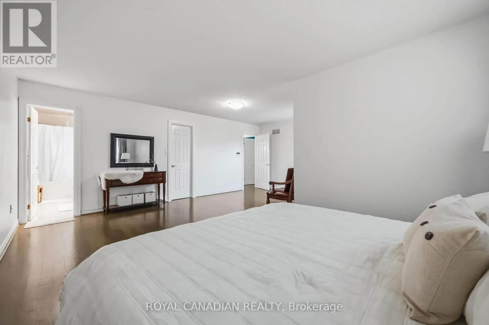 135 TILMAN CIRCLE