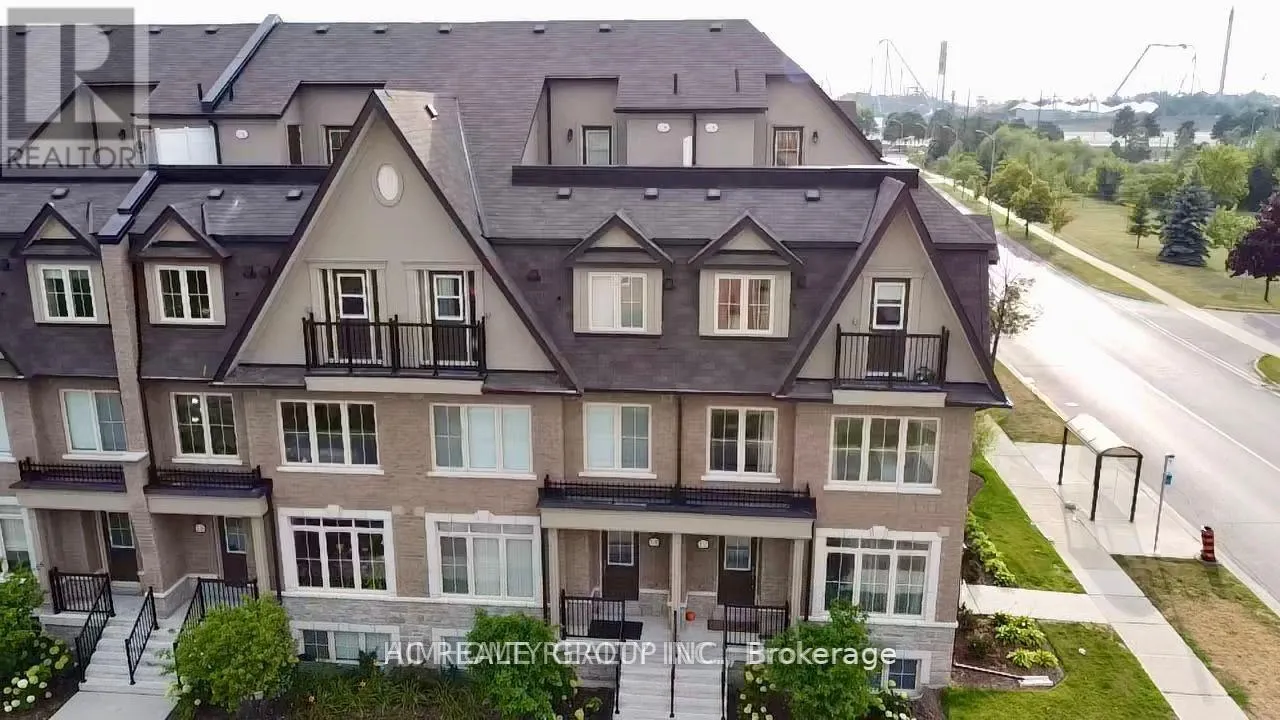20 LOWER - 181 PARKTREE DRIVE
