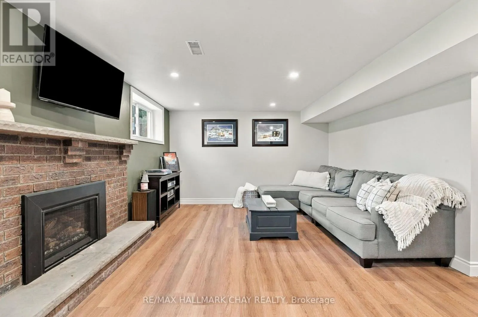 31 MITCHELL AVENUE