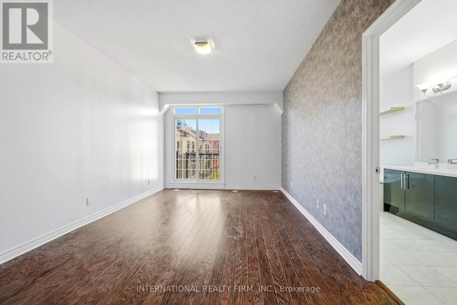 44 - 7 BRIGHTON PLACE
