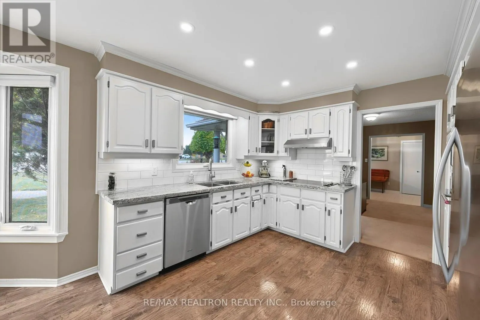 2108 INNISFIL BEACH ROAD