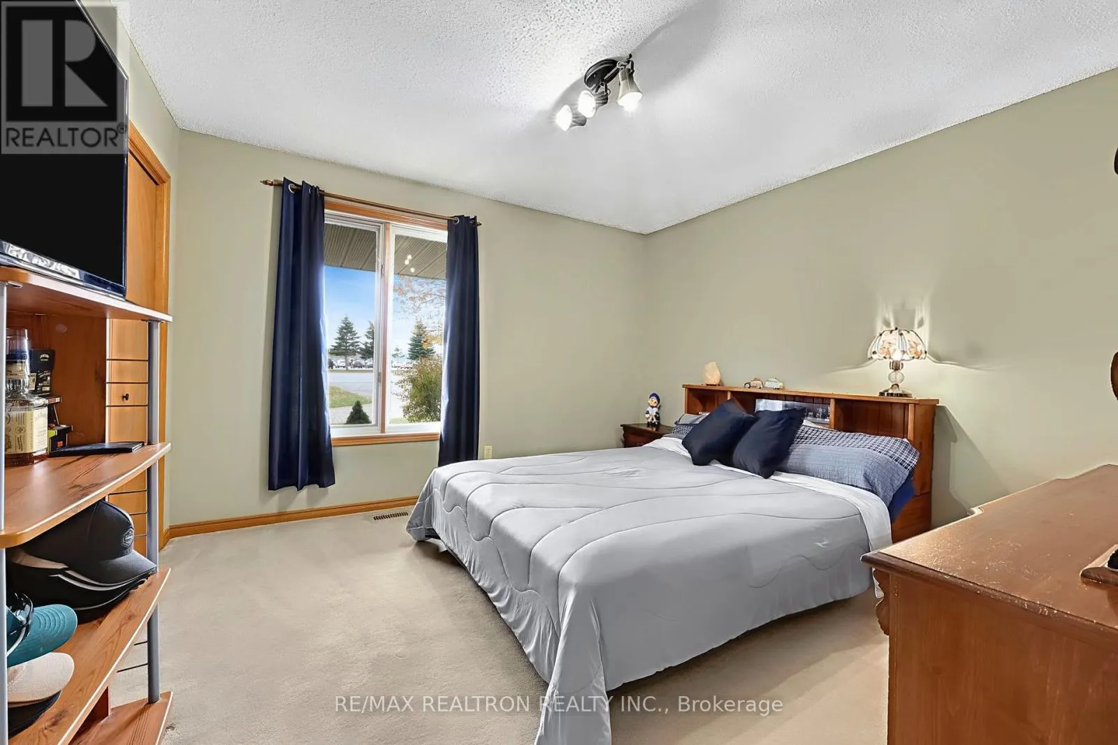 2108 INNISFIL BEACH ROAD
