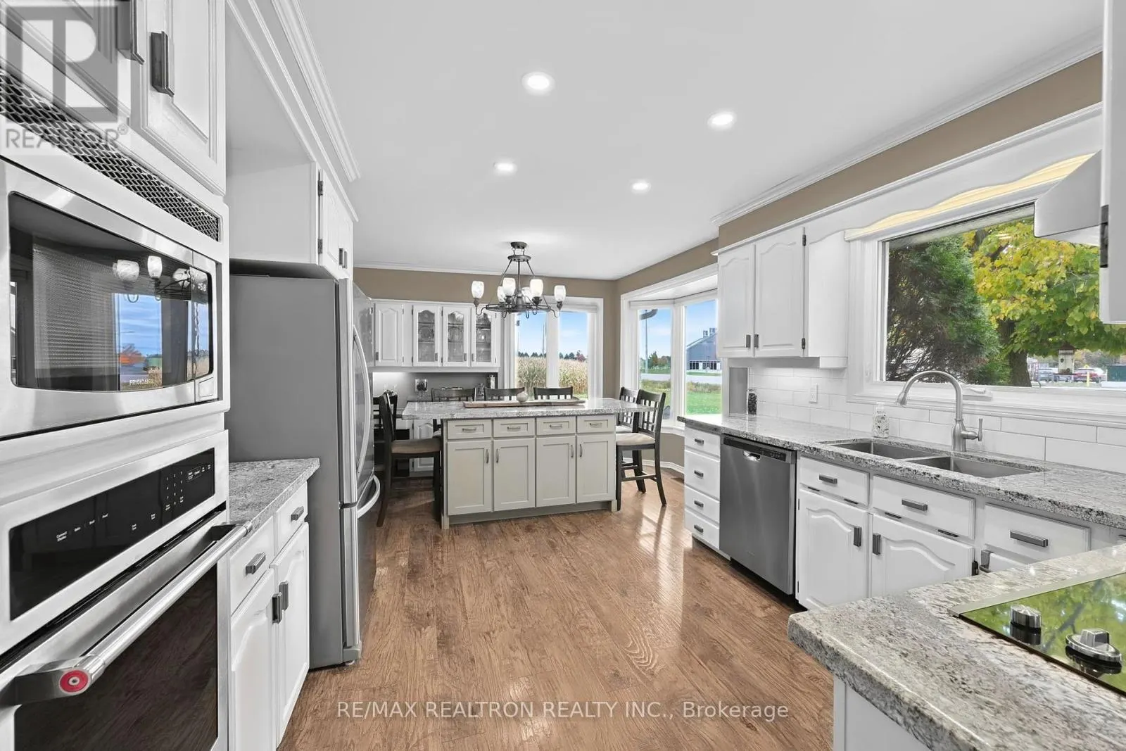 2108 INNISFIL BEACH ROAD