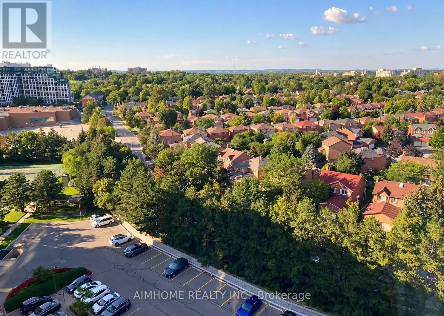1428 - 32 CLARISSA DRIVE
