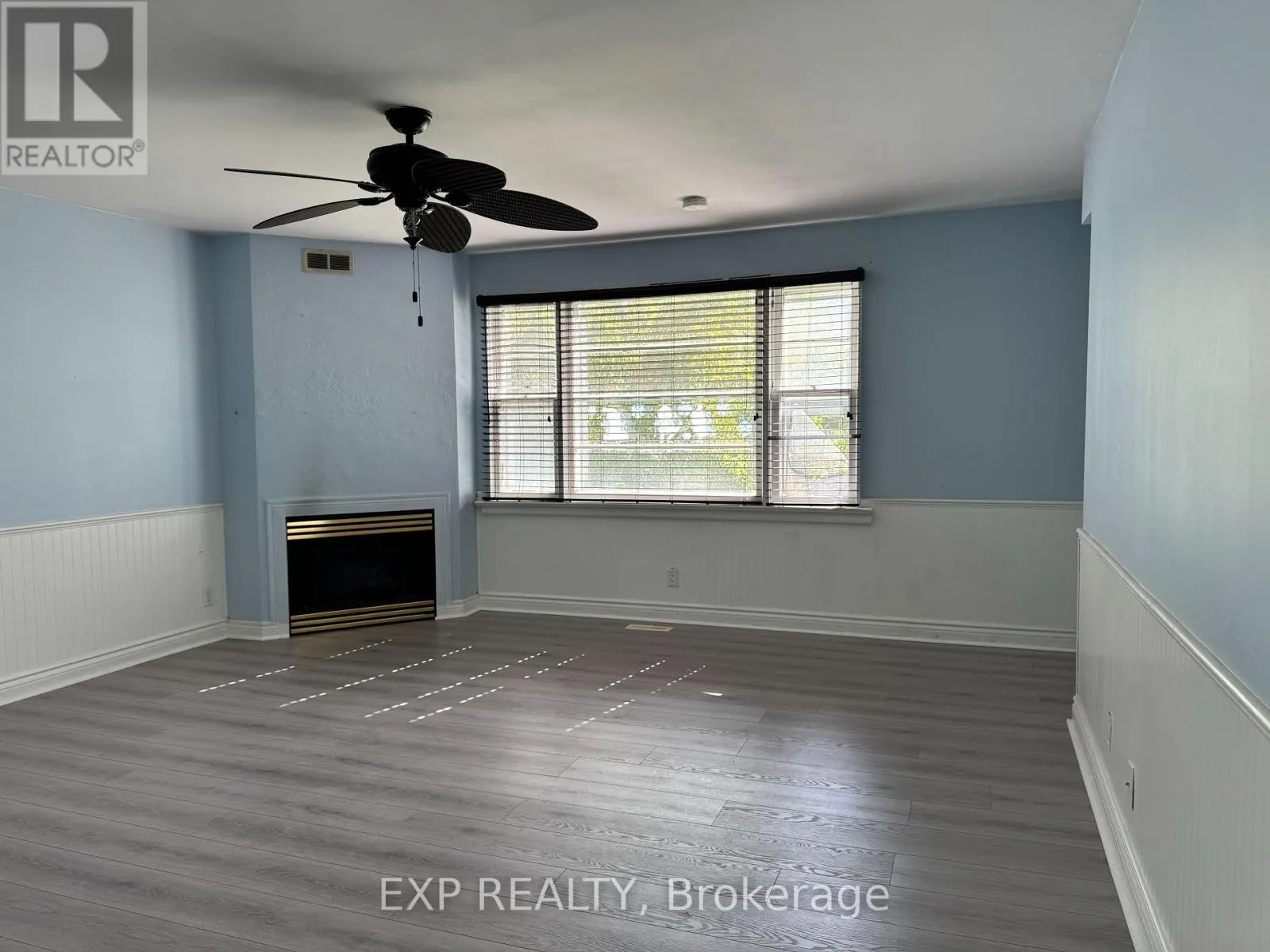 MAIN & UPPER - 49 SUNSET BEACH ROAD