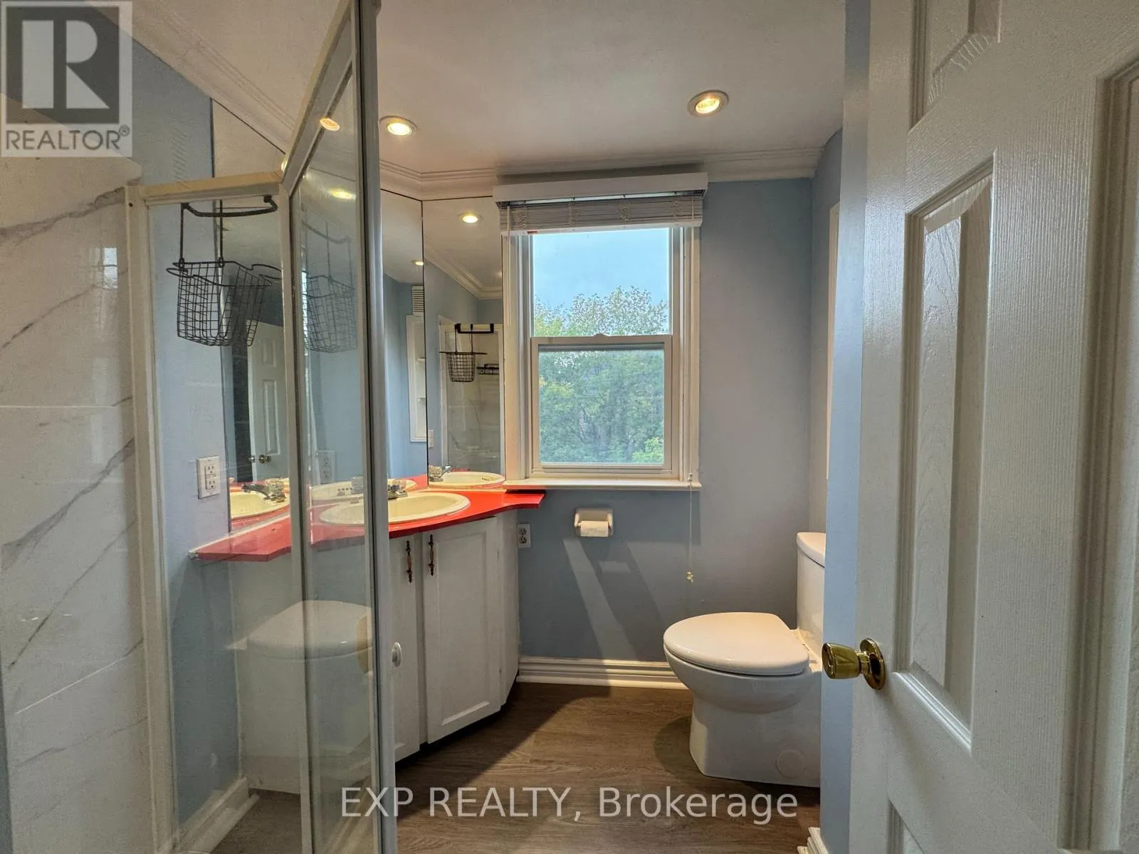 MAIN & UPPER - 49 SUNSET BEACH ROAD