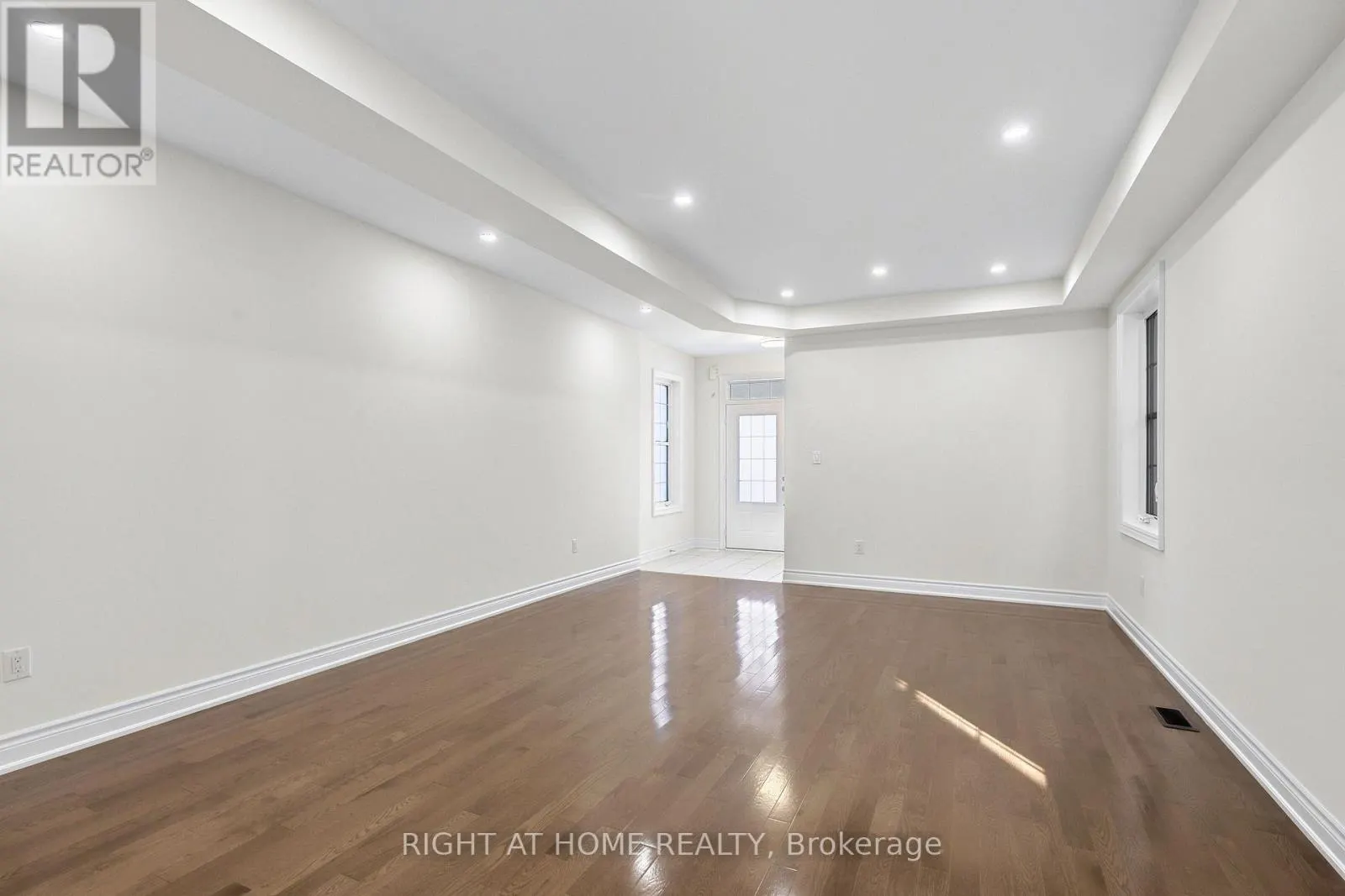 592 MACTIER DRIVE