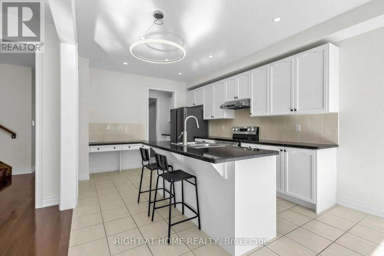592 MACTIER DRIVE