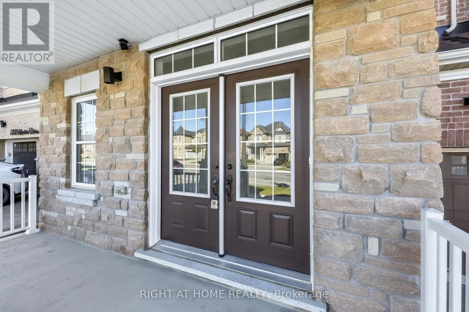 592 MACTIER DRIVE