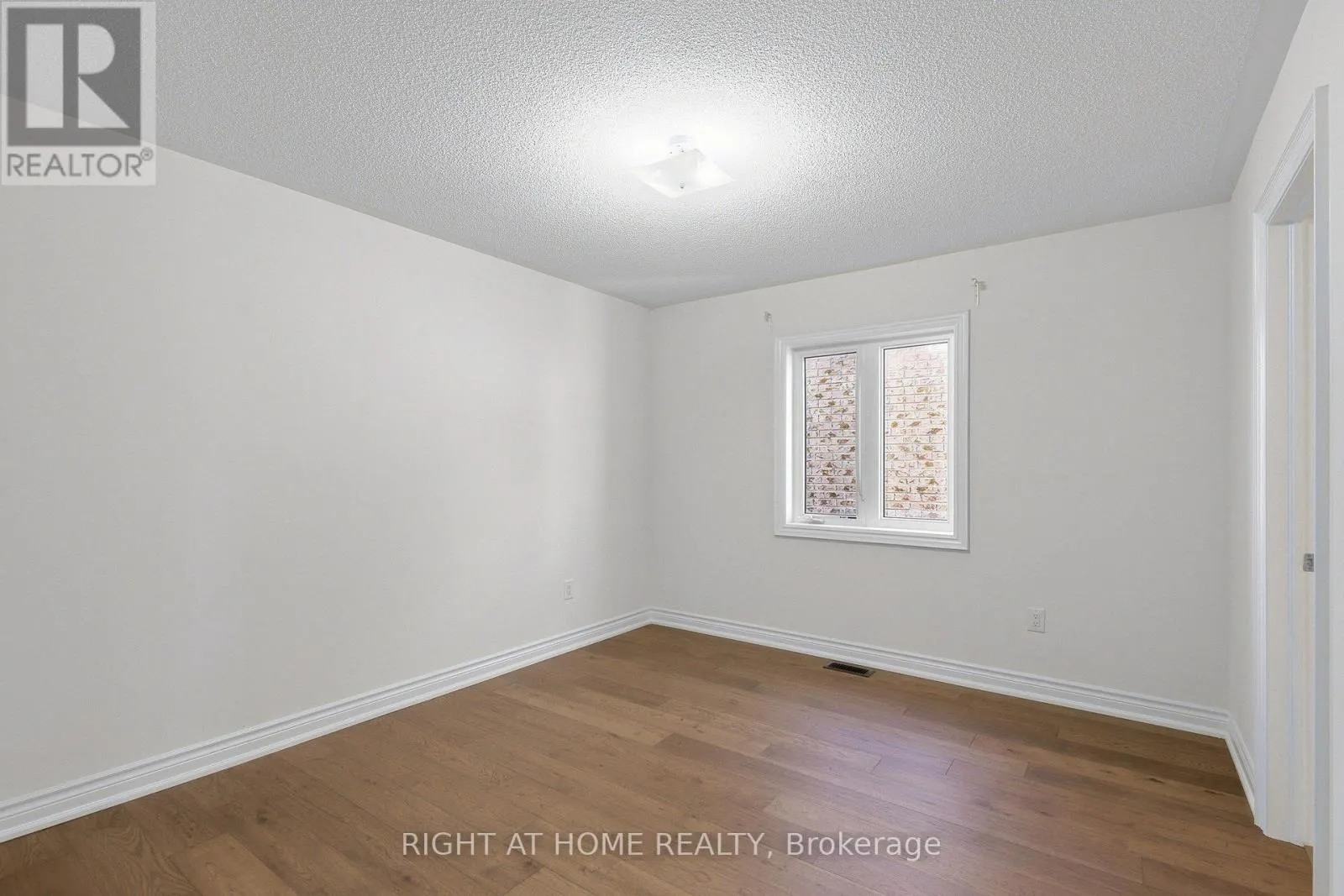 592 MACTIER DRIVE