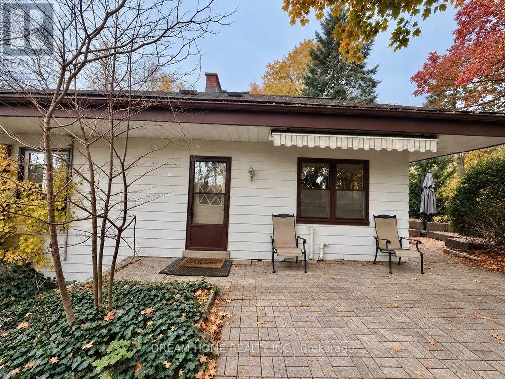 32 DAVIDSON DRIVE