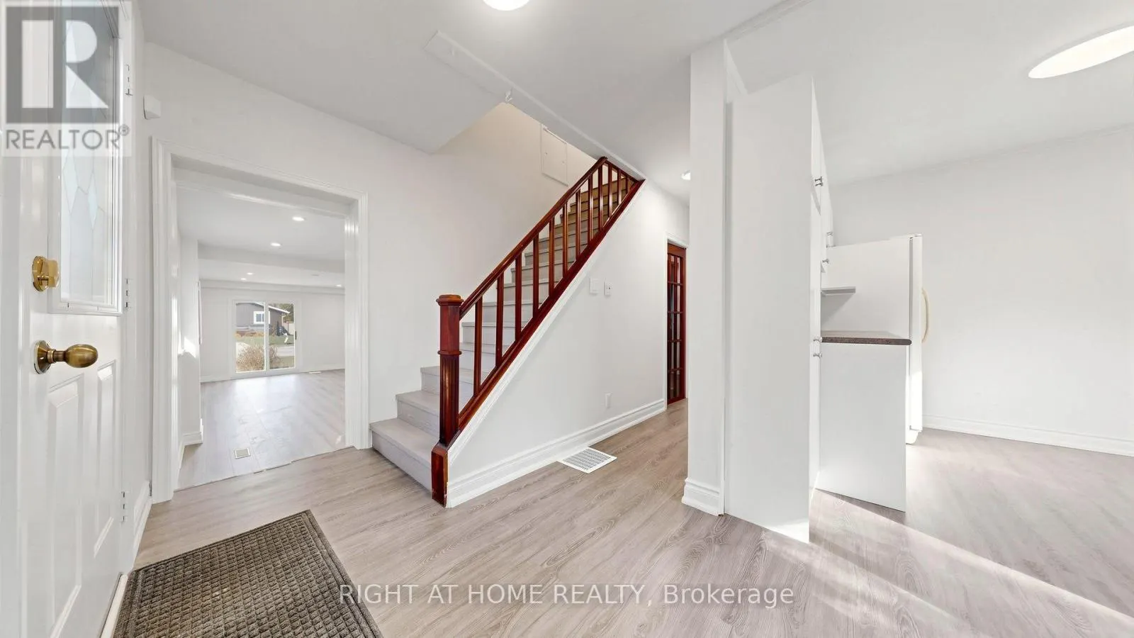 163 BAYVIEW AVENUE