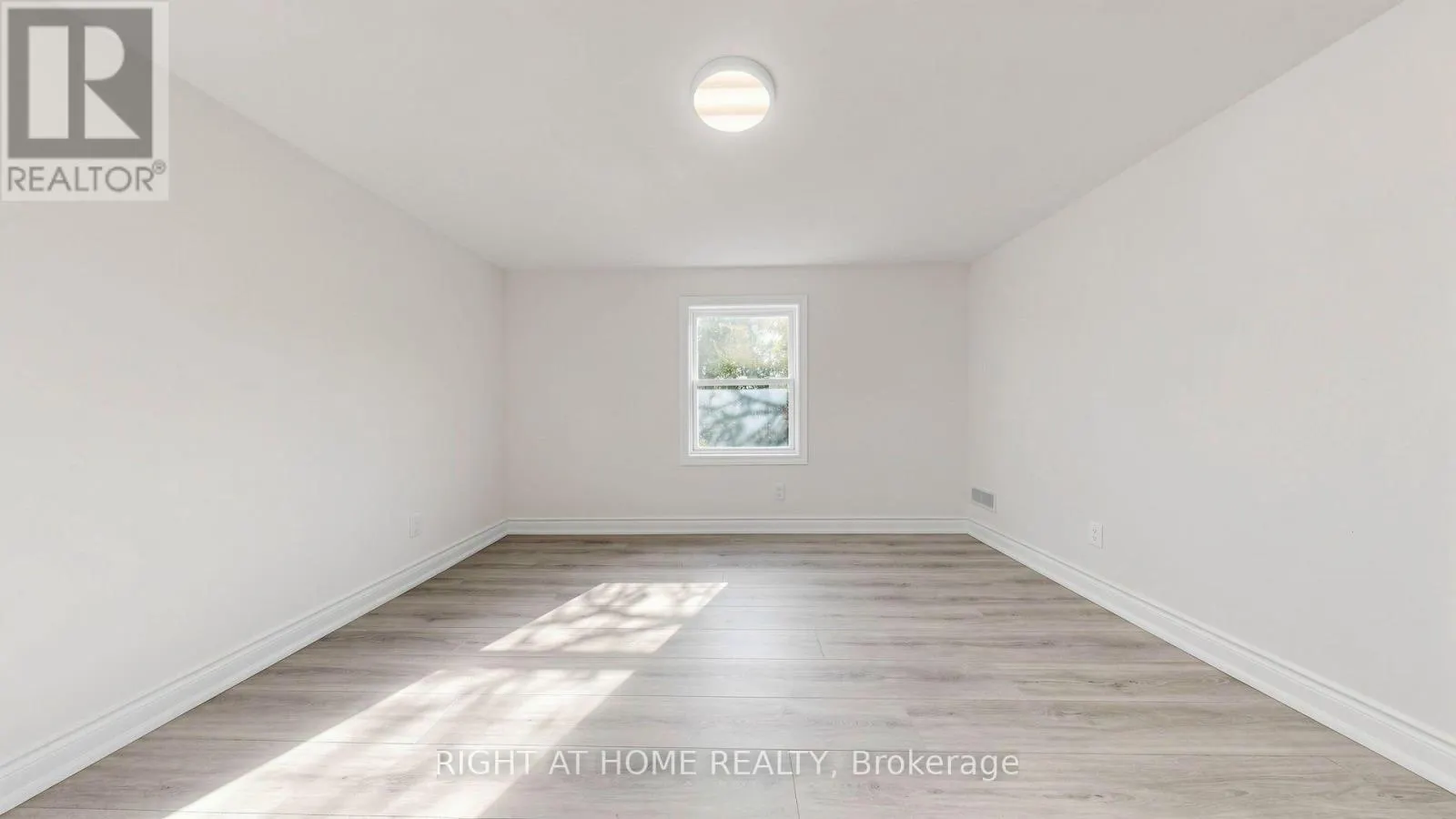 163 BAYVIEW AVENUE