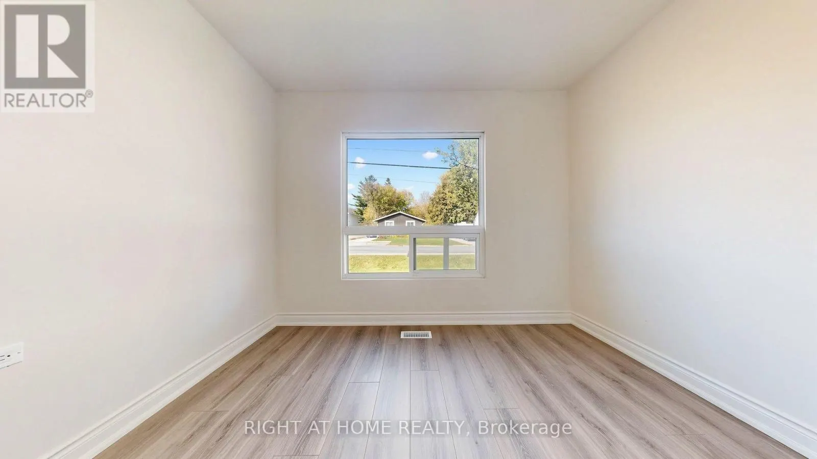 163 BAYVIEW AVENUE