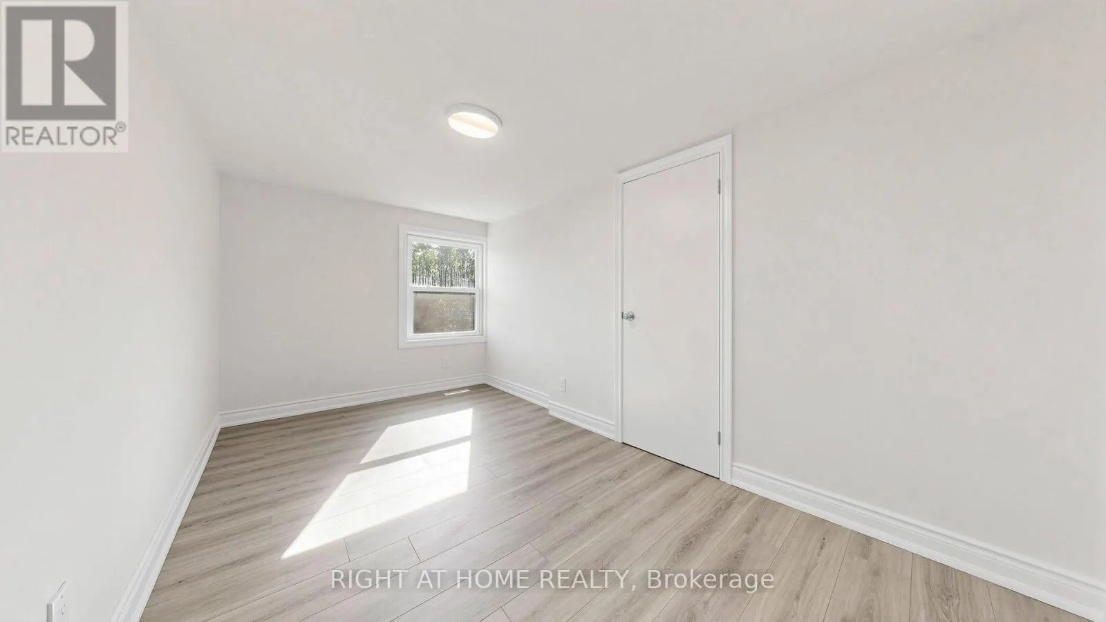 163 BAYVIEW AVENUE