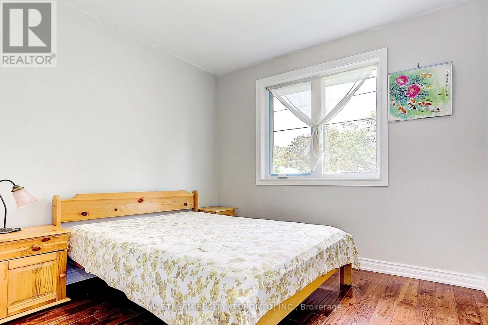 MAIN - 432 CROSBY AVENUE