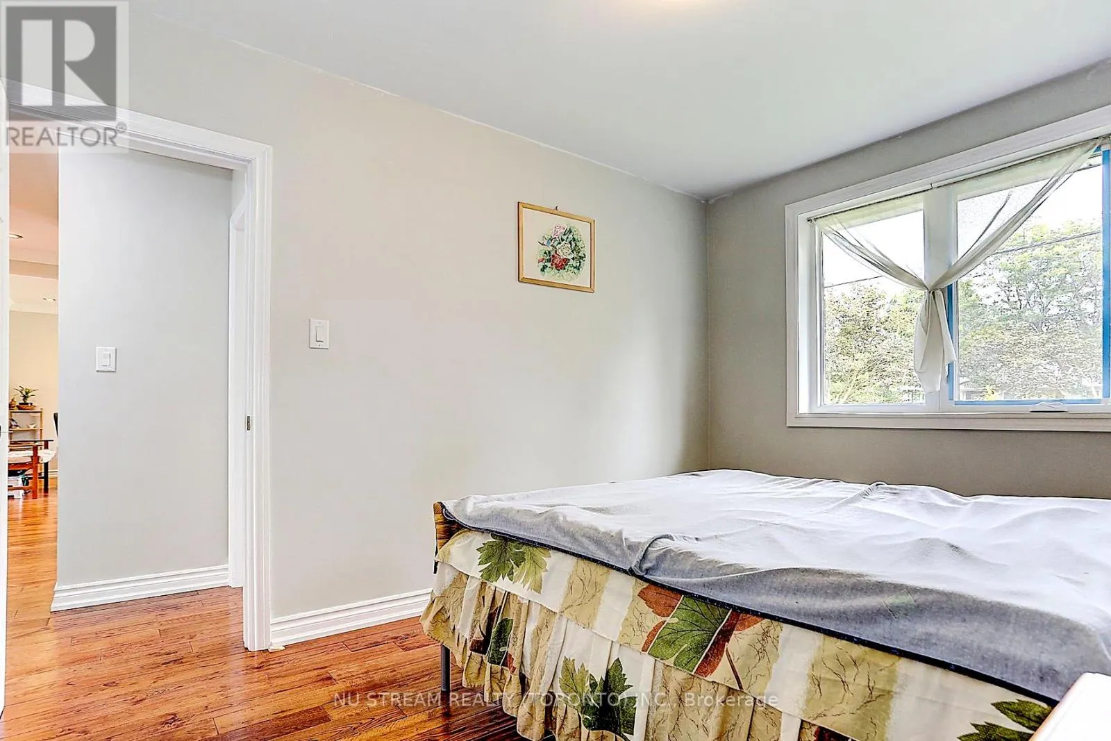 MAIN - 432 CROSBY AVENUE