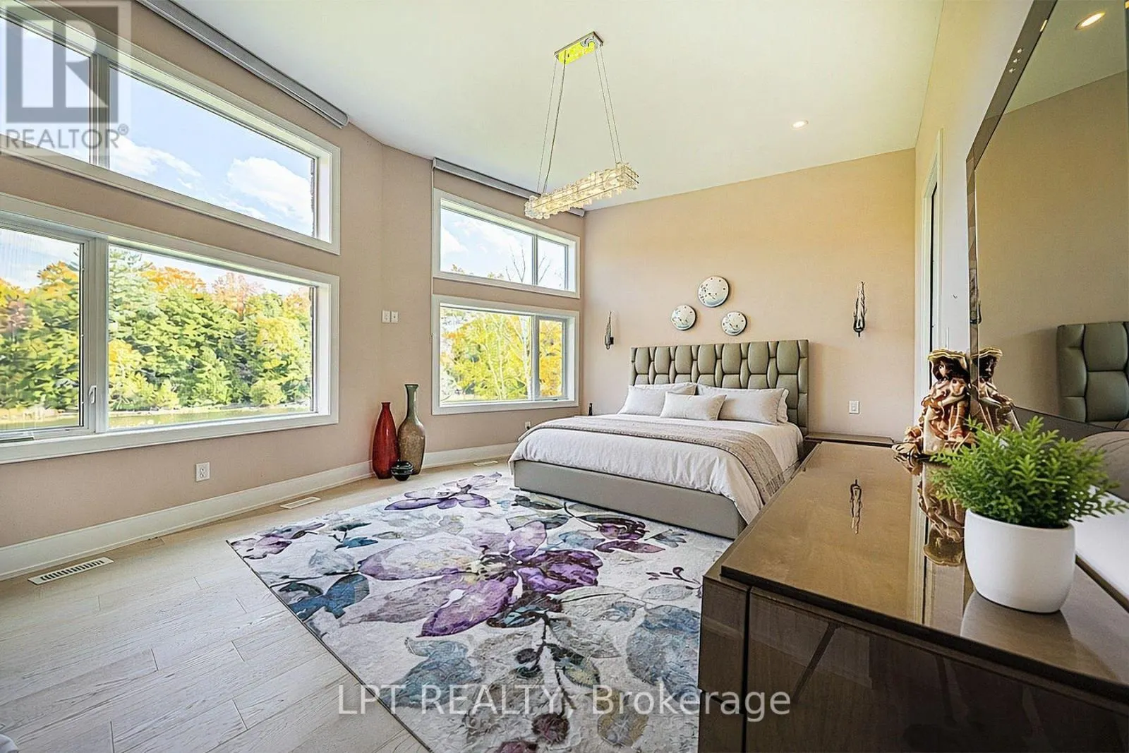 5 BIRCH KNOLL ROAD