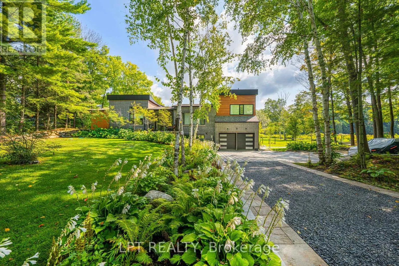 5 BIRCH KNOLL ROAD