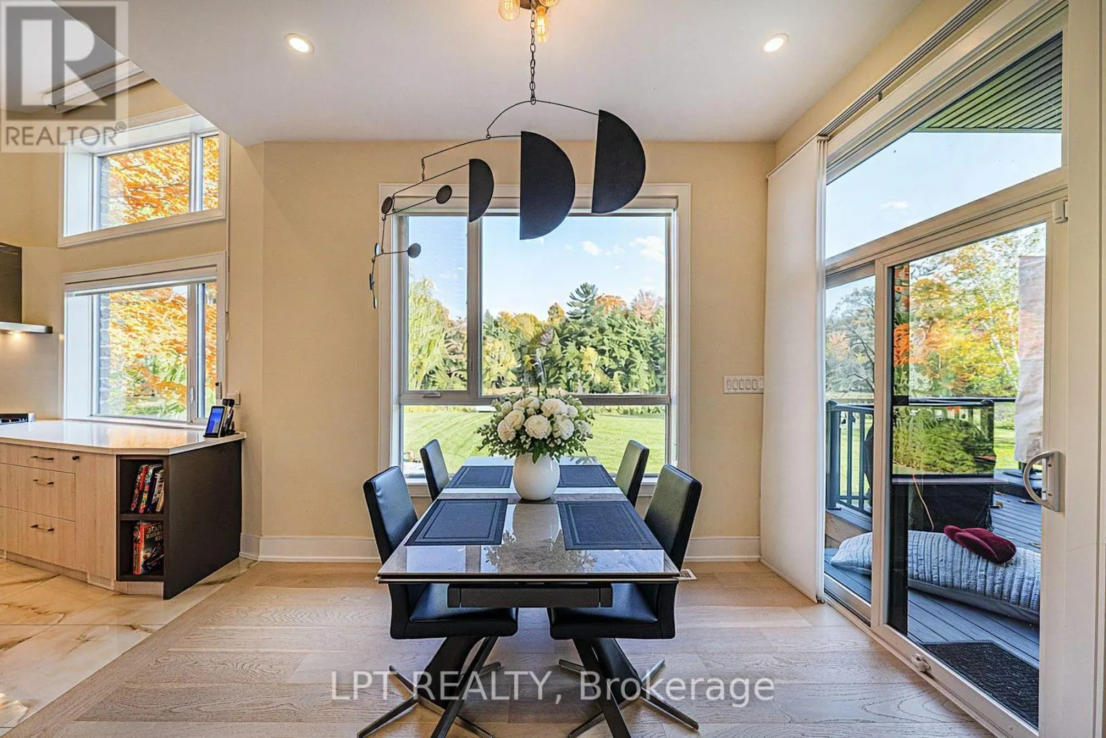 5 BIRCH KNOLL ROAD