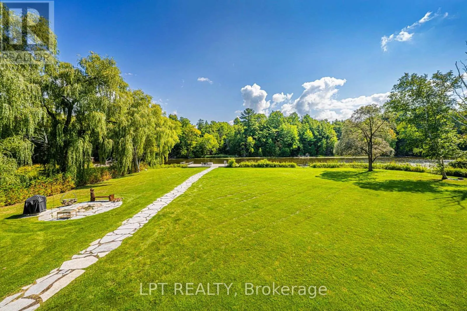 5 BIRCH KNOLL ROAD
