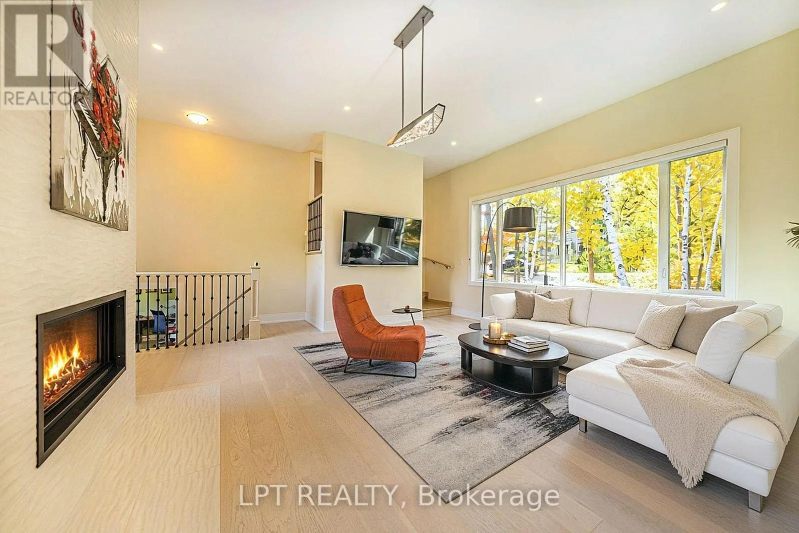 5 BIRCH KNOLL ROAD