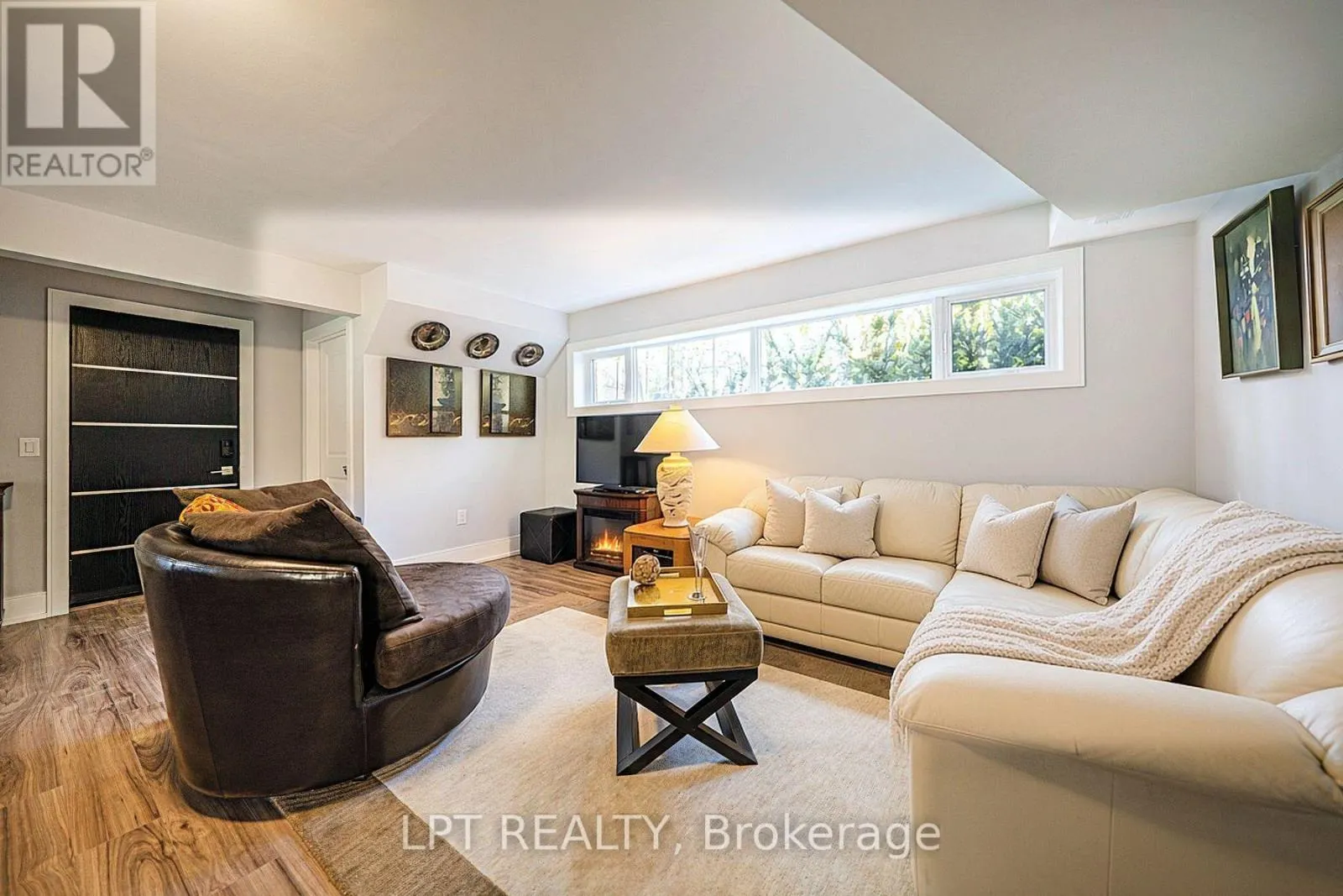 5 BIRCH KNOLL ROAD