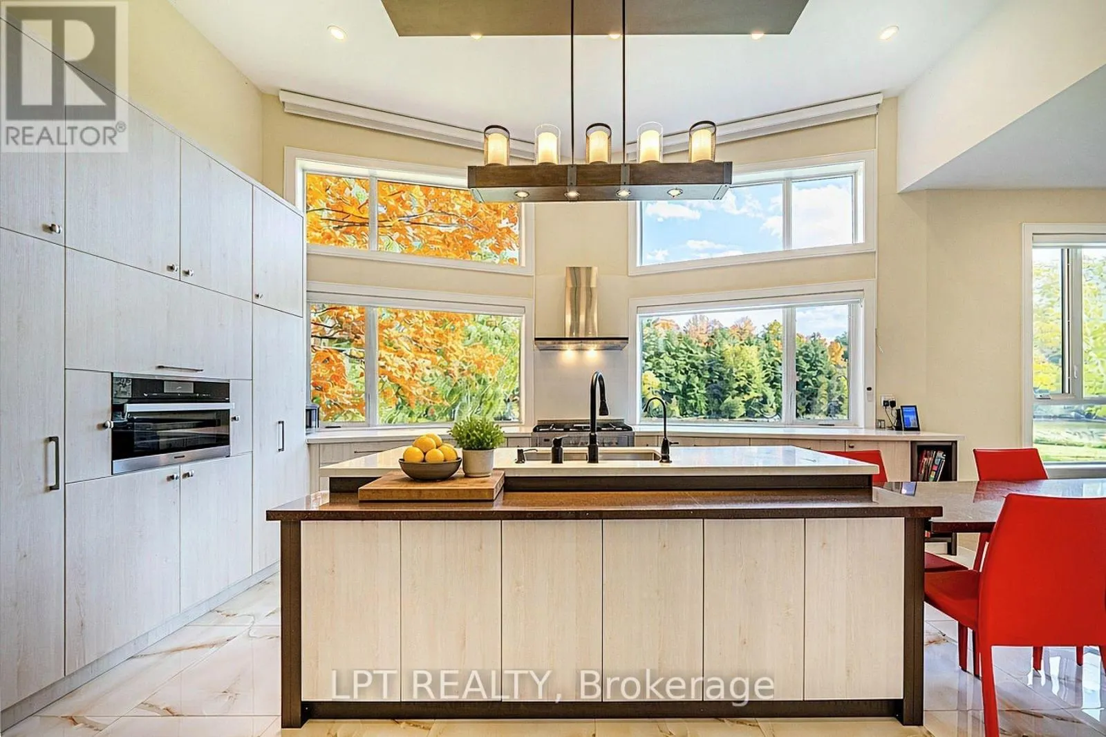 5 BIRCH KNOLL ROAD