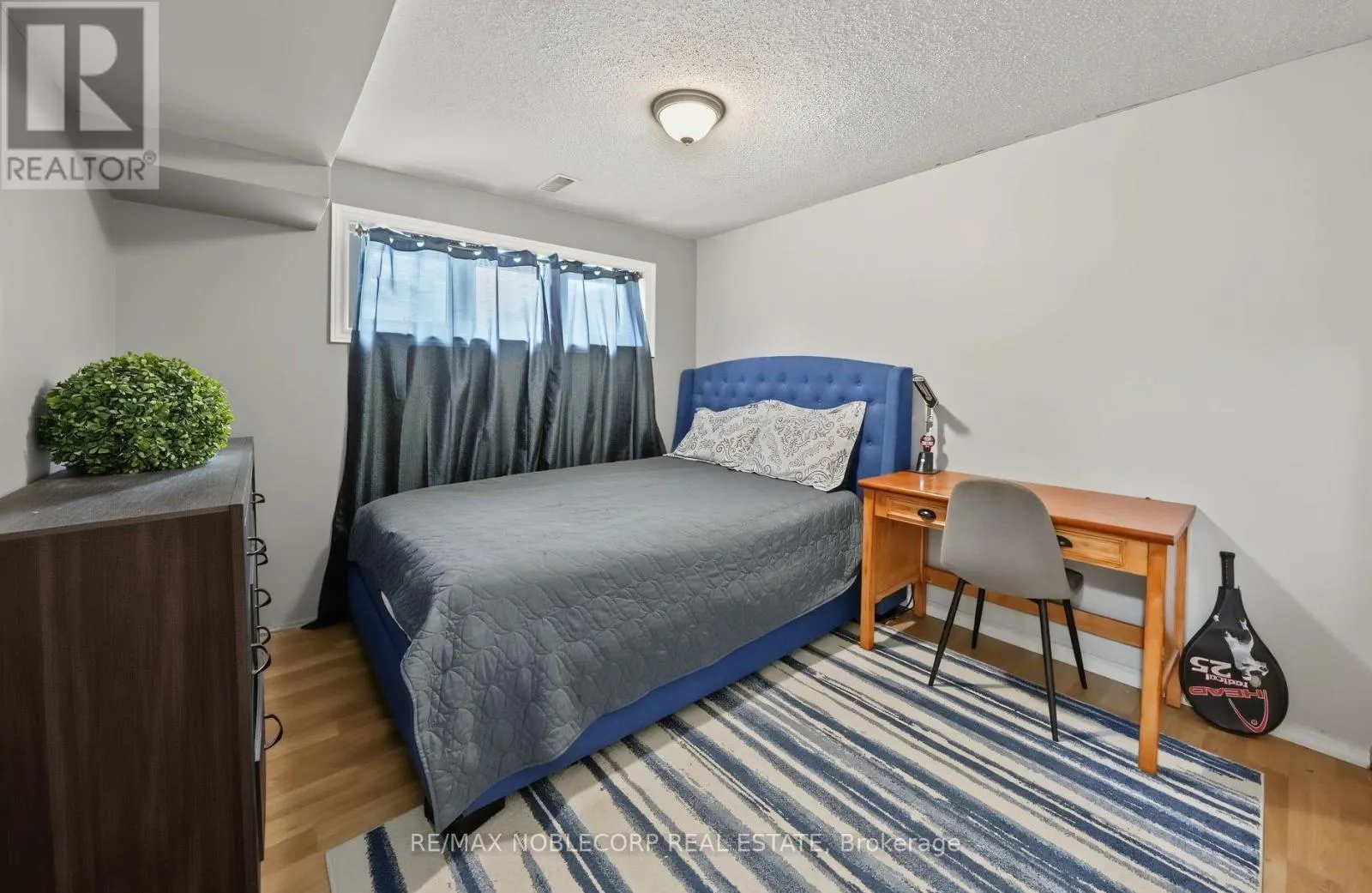 76 EDENBRIDGE DRIVE