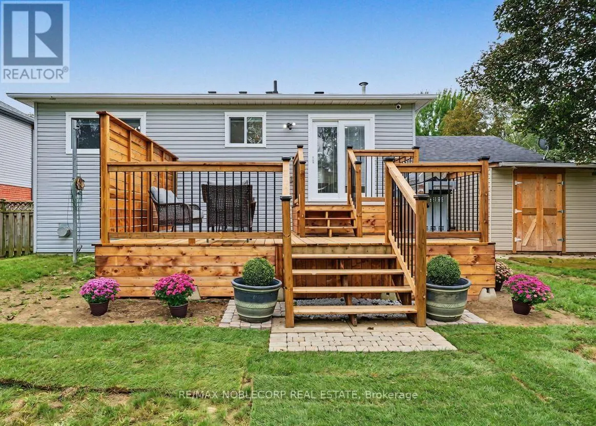 76 EDENBRIDGE DRIVE