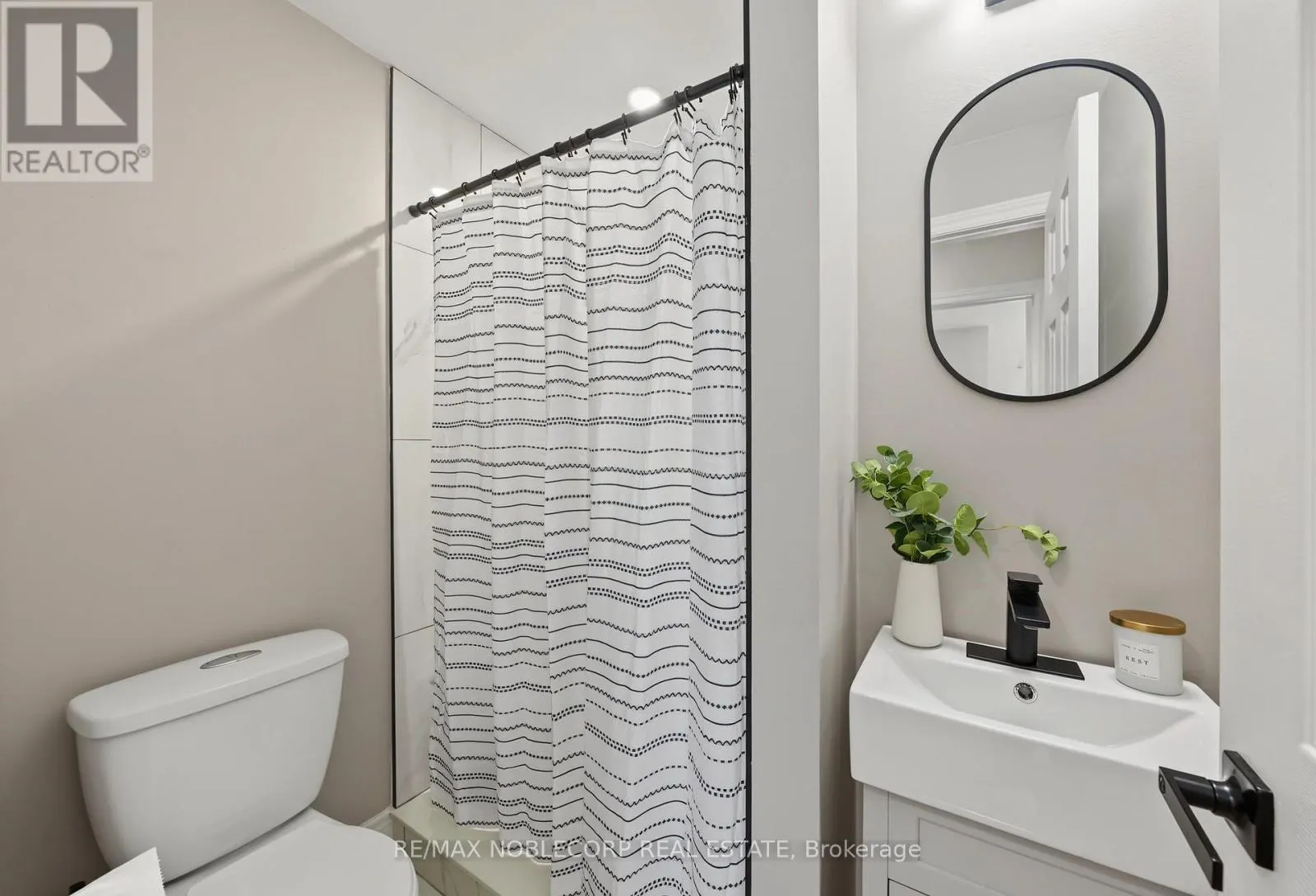 76 EDENBRIDGE DRIVE