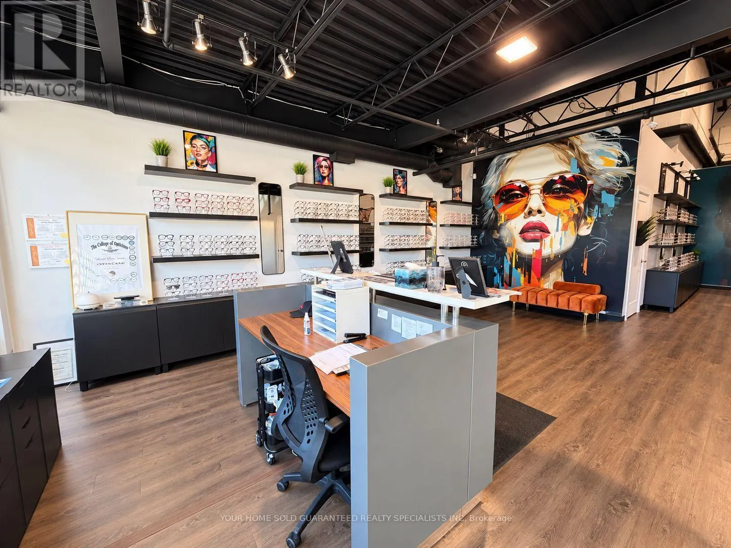 9 - 350 HARRY WALKER PARKWAY