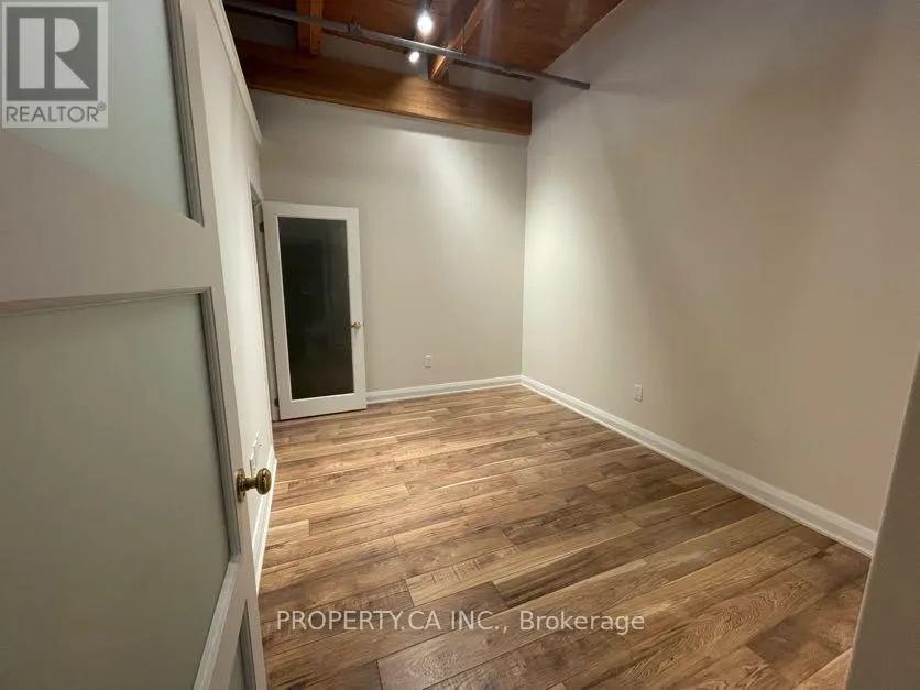 103 - 543 TIMOTHY STREET