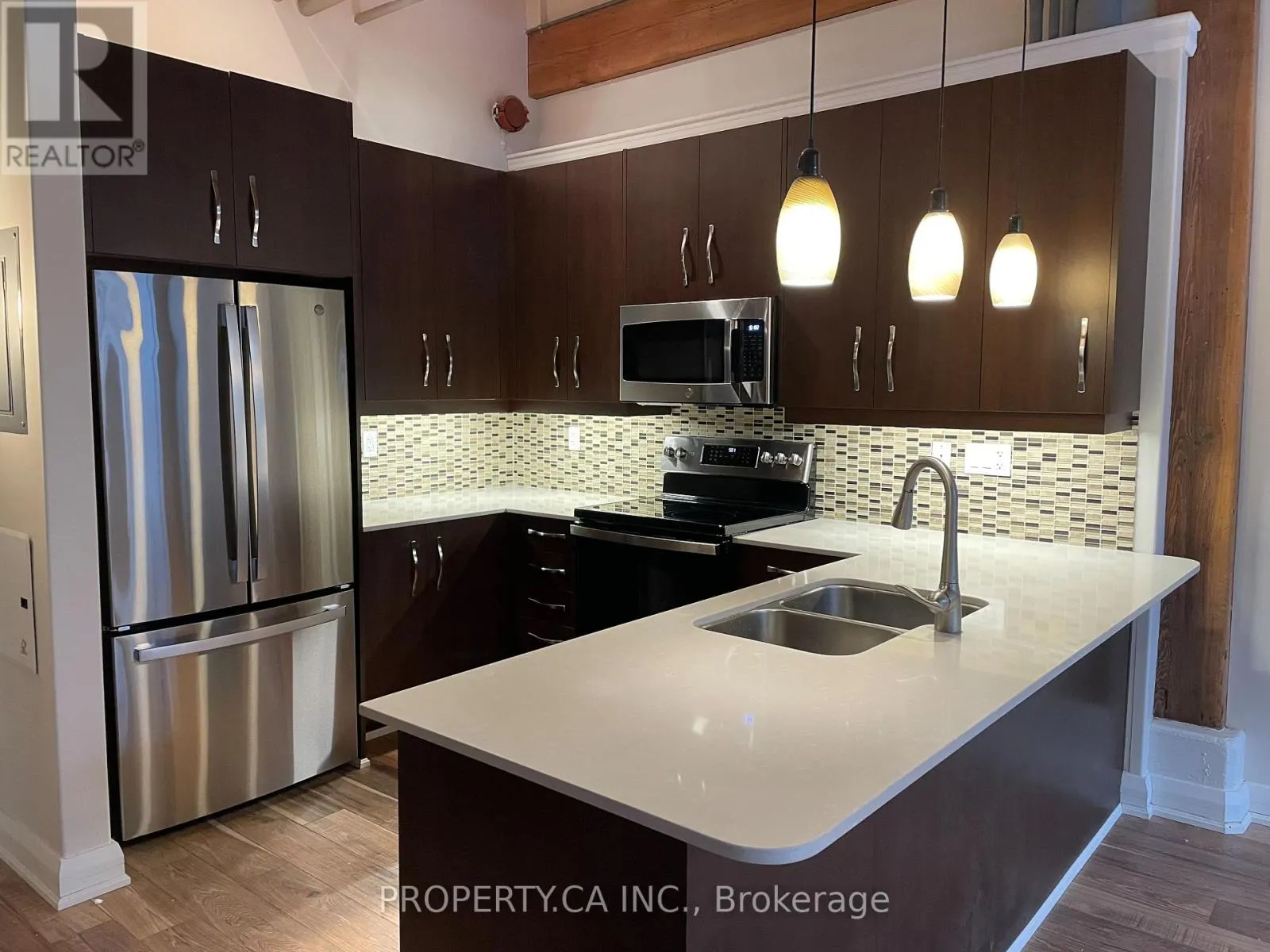 103 - 543 TIMOTHY STREET