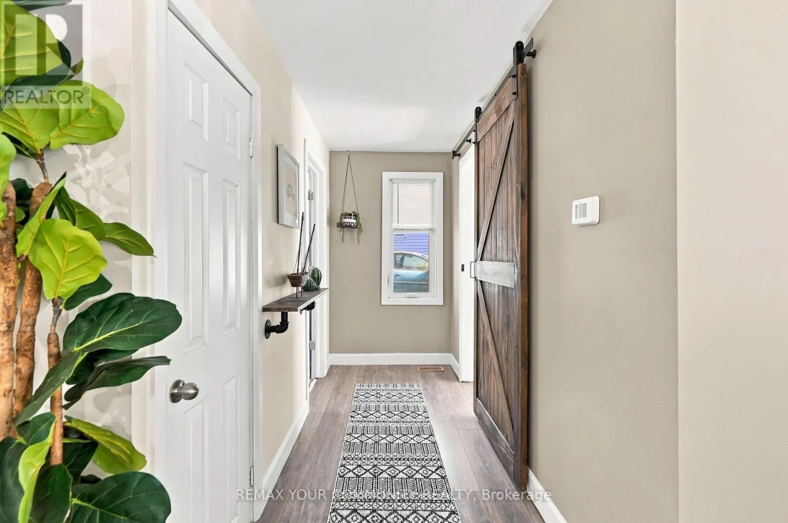 141 COOKS BAY DRIVE
