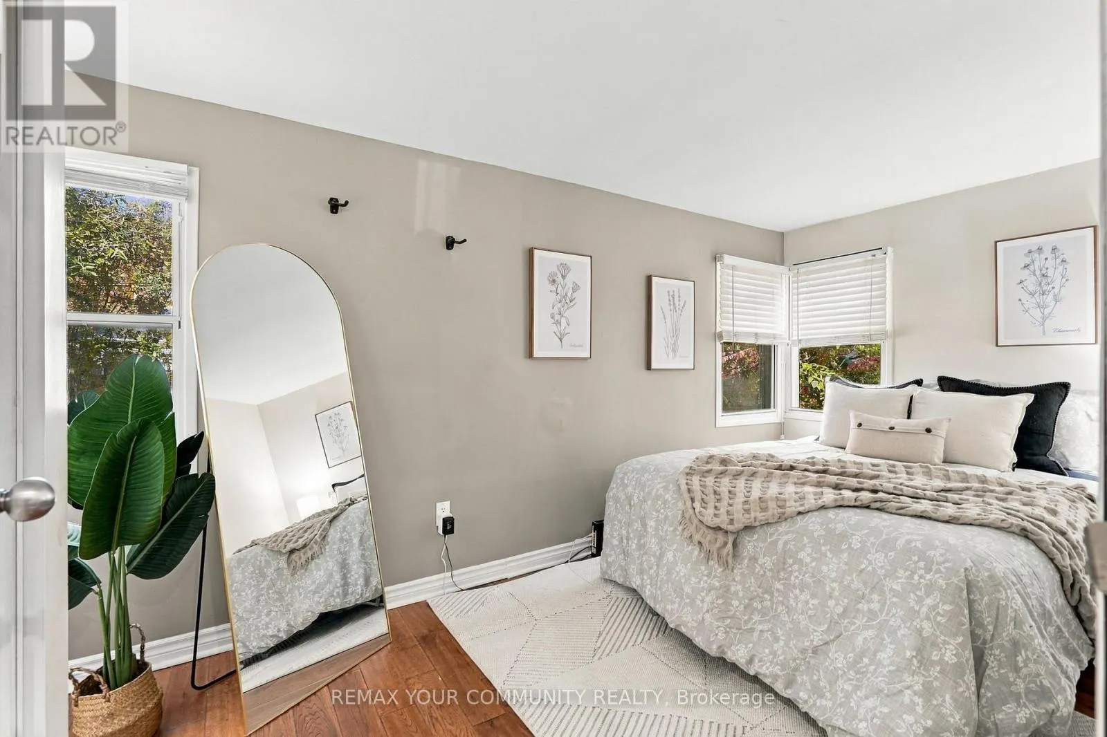 141 COOKS BAY DRIVE