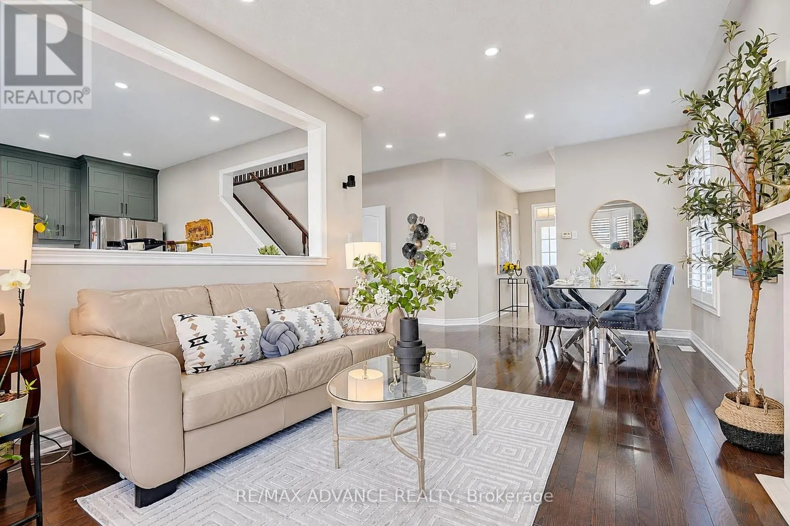 43 HOOVER PARK DRIVE