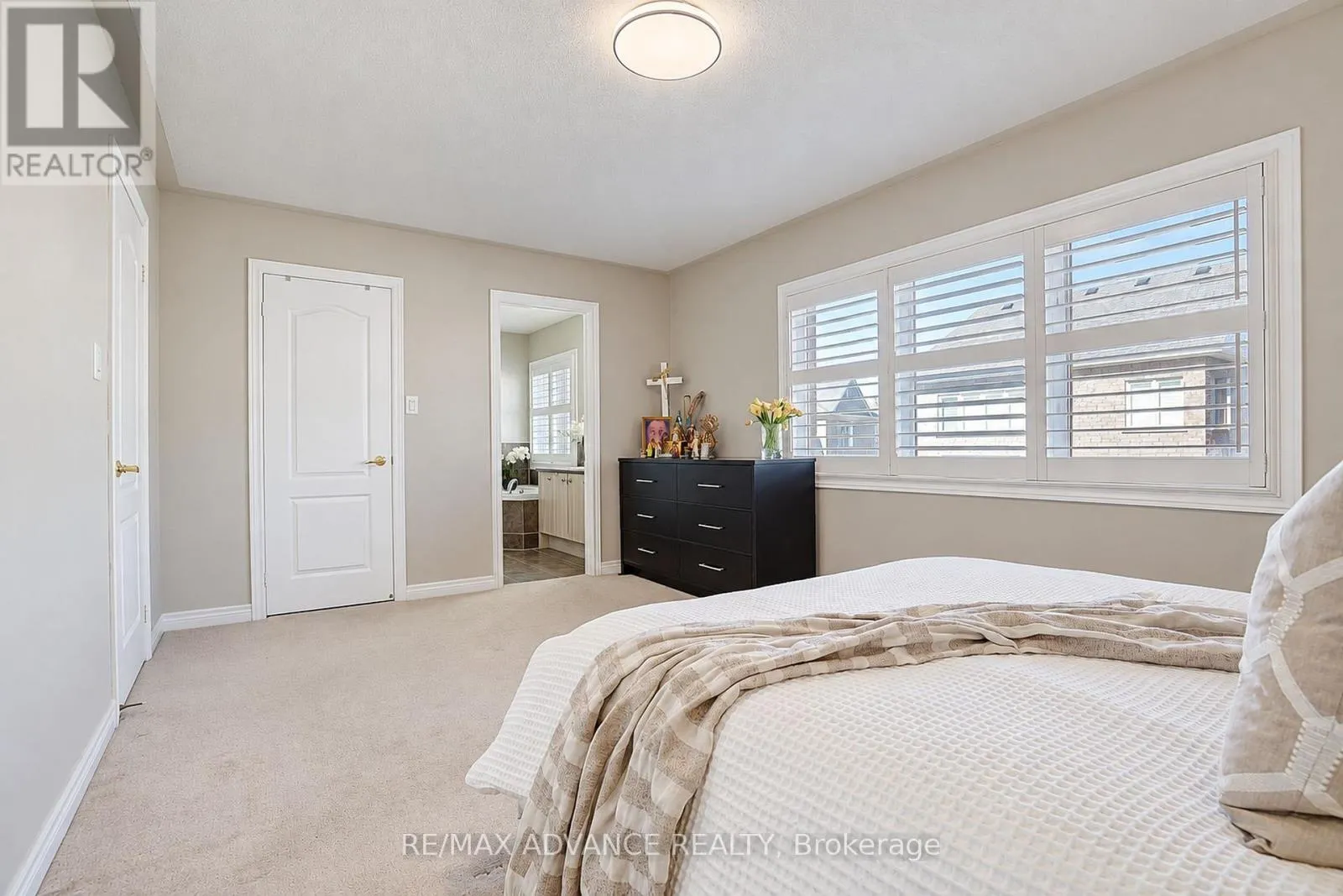 43 HOOVER PARK DRIVE
