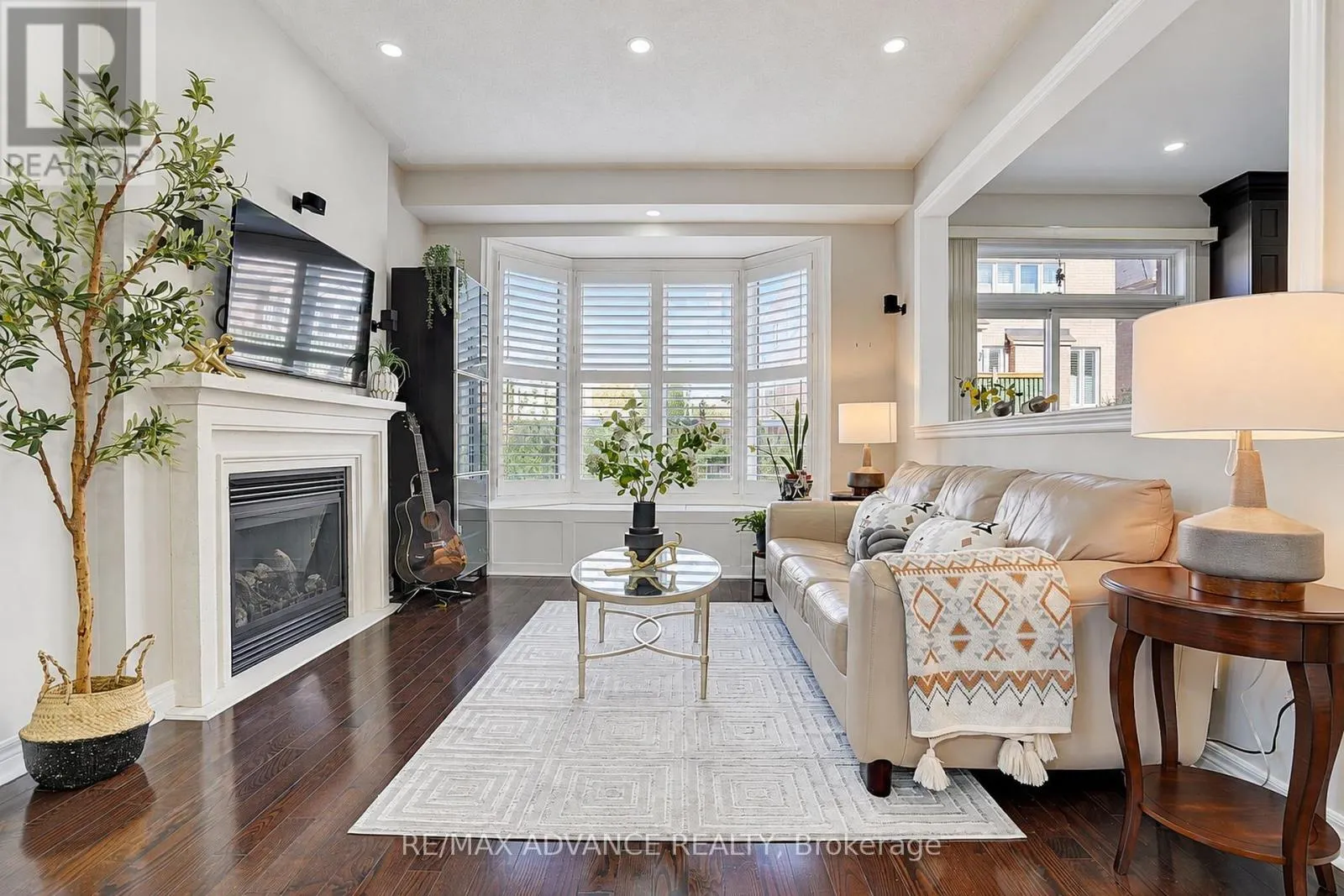 43 HOOVER PARK DRIVE